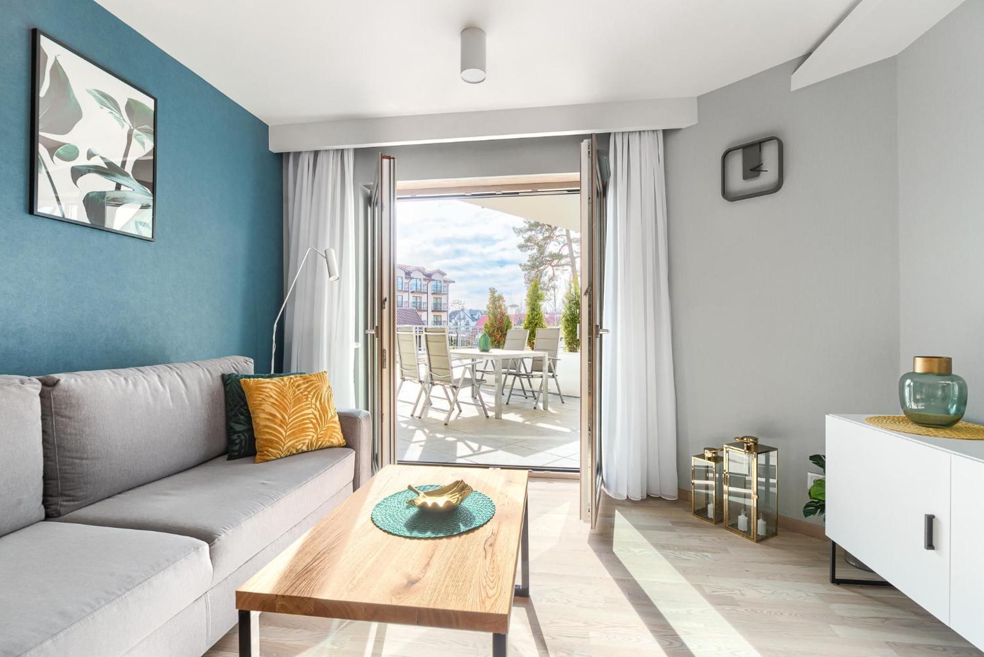 One-Bedroom Apartment 1/6