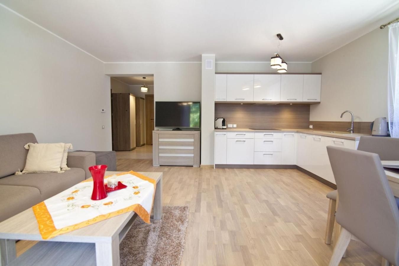 One-Bedroom Apartment 9/6