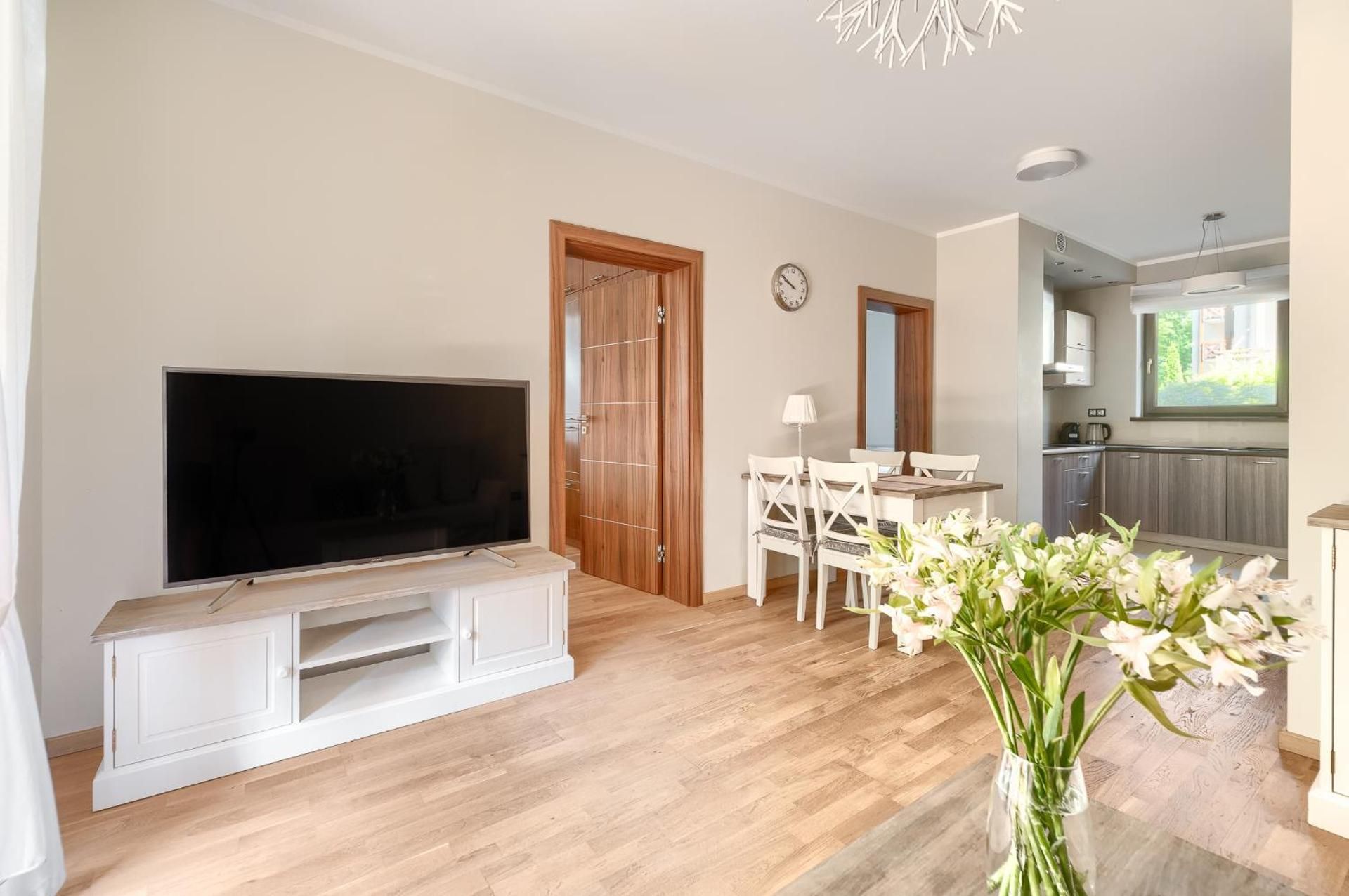 Two-Bedroom Apartment 6/1