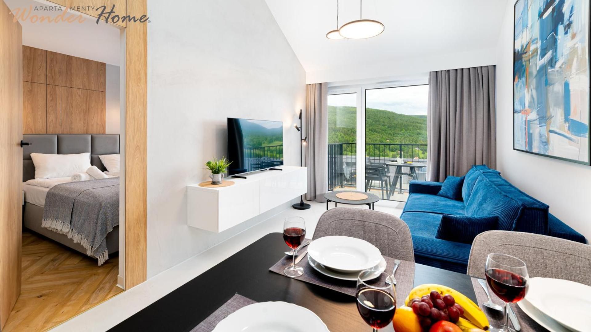 DELUXE APARTMENT