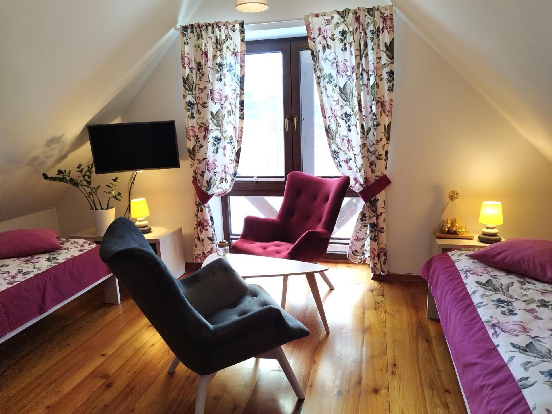 Twin Room with View