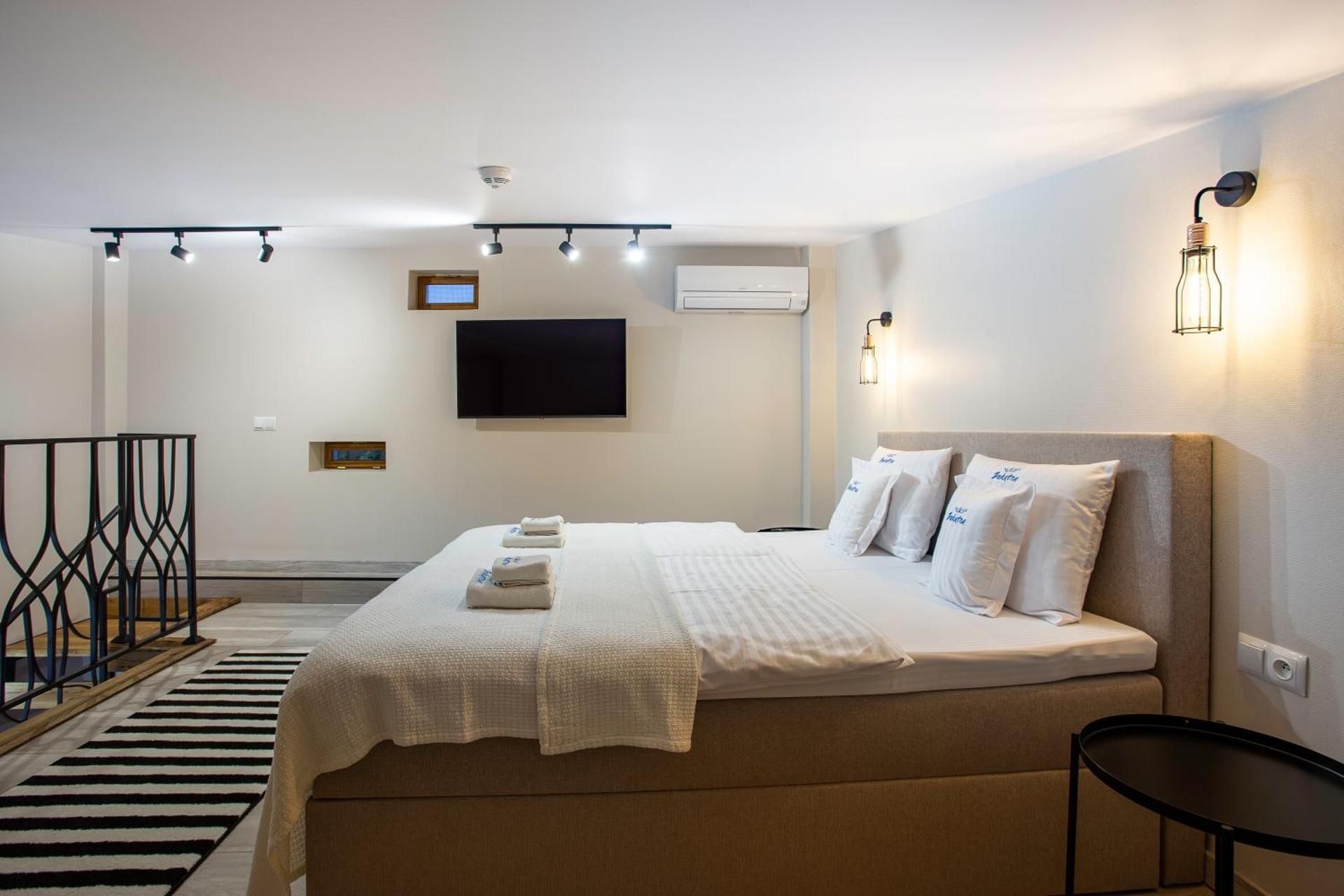 Loft Suite