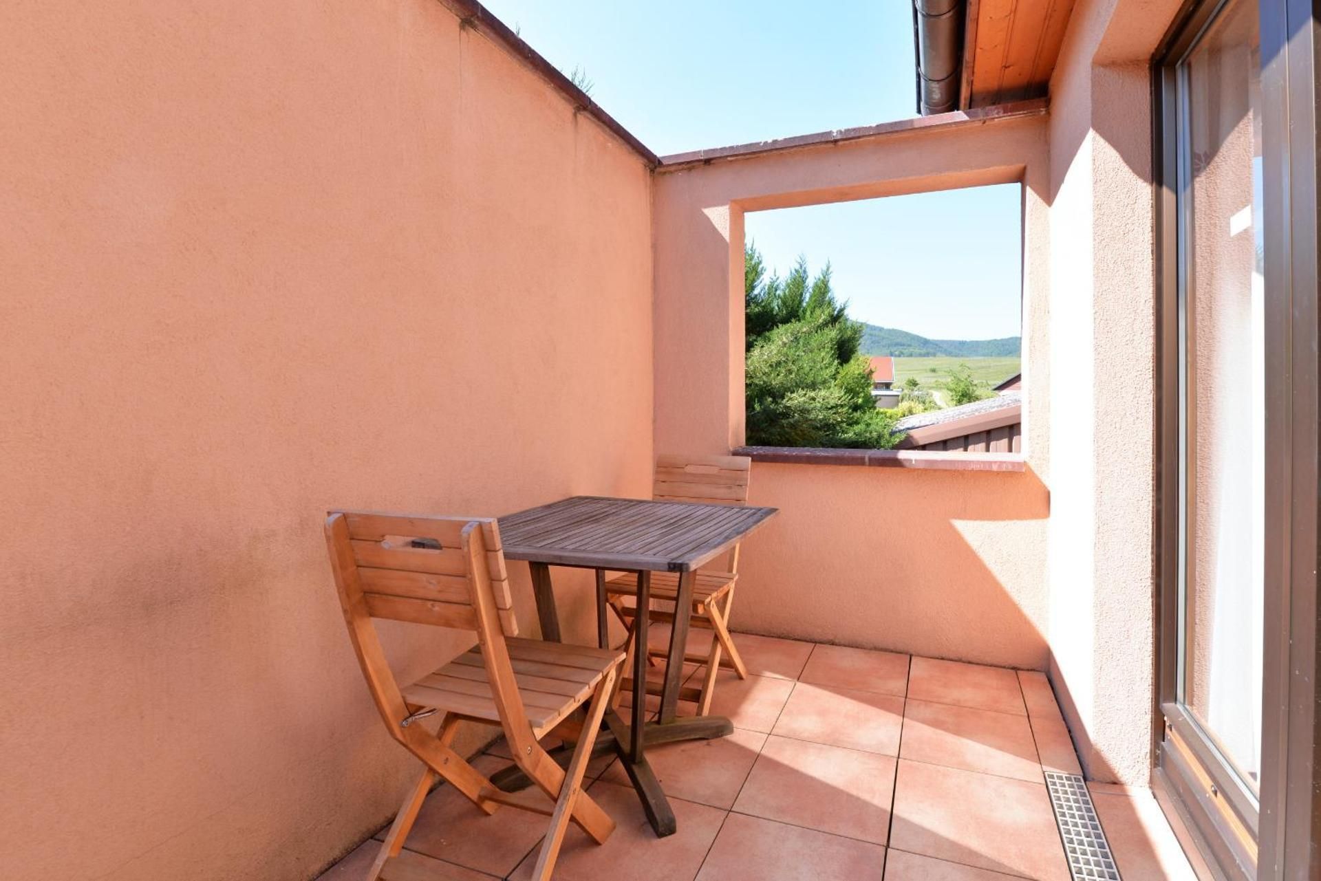 Elisa-Suite-Suite-Salle de Bain amenagée-Vue sur le vignoble