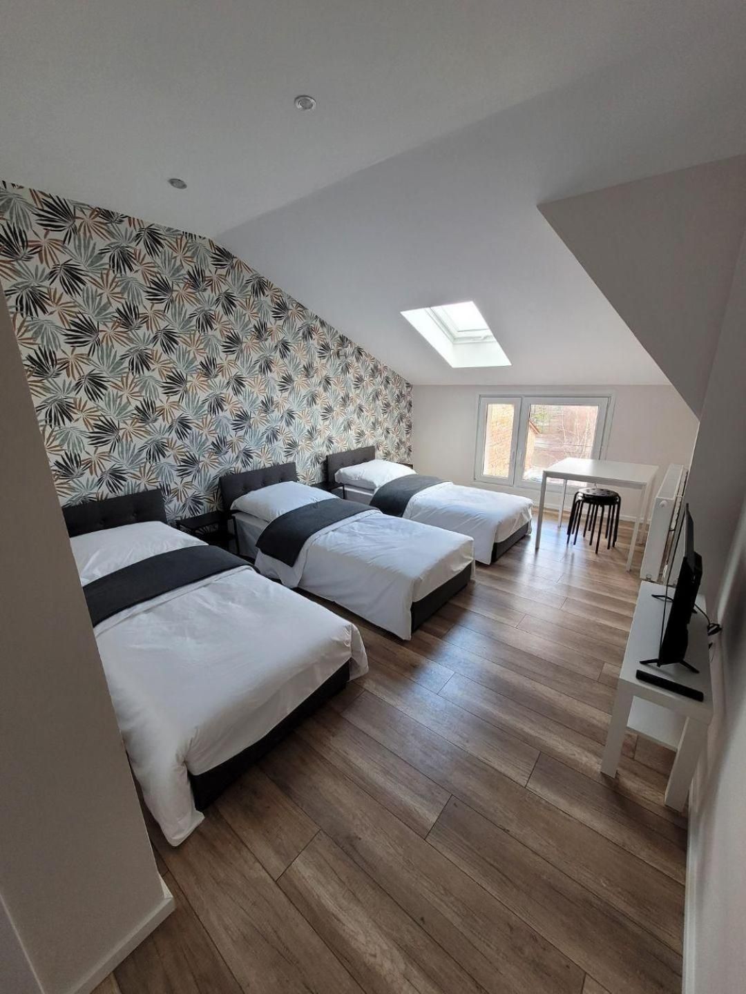 Comfort Triple Room with Shower