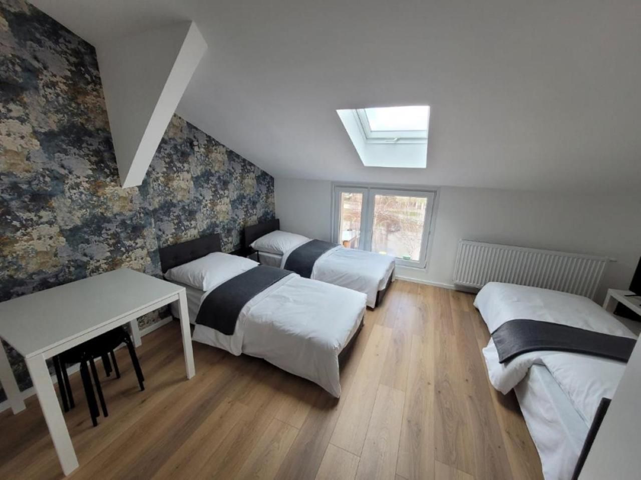 Comfort Triple Room with Shower