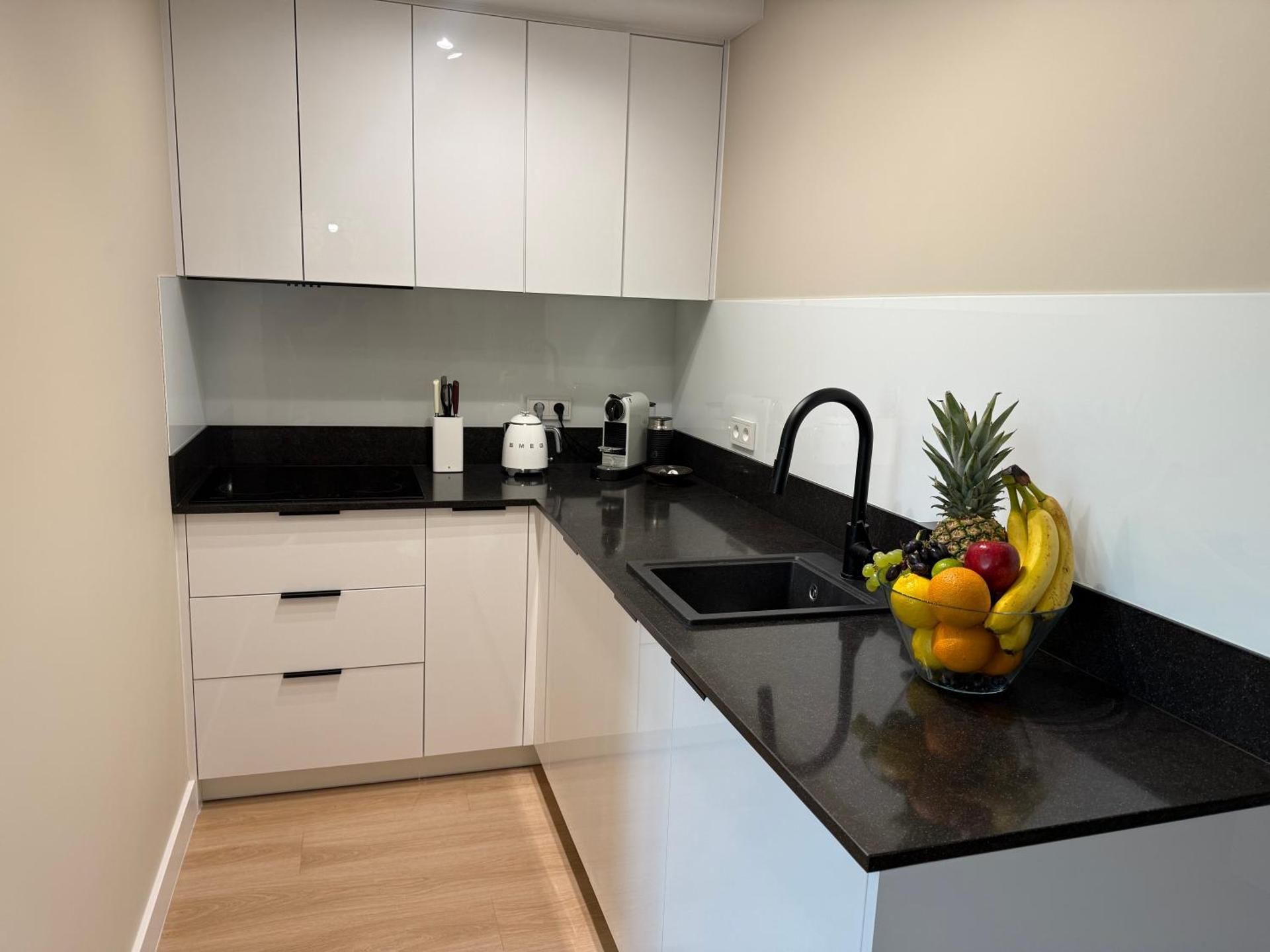 Deluxe One-Bedroom Apartment with City View