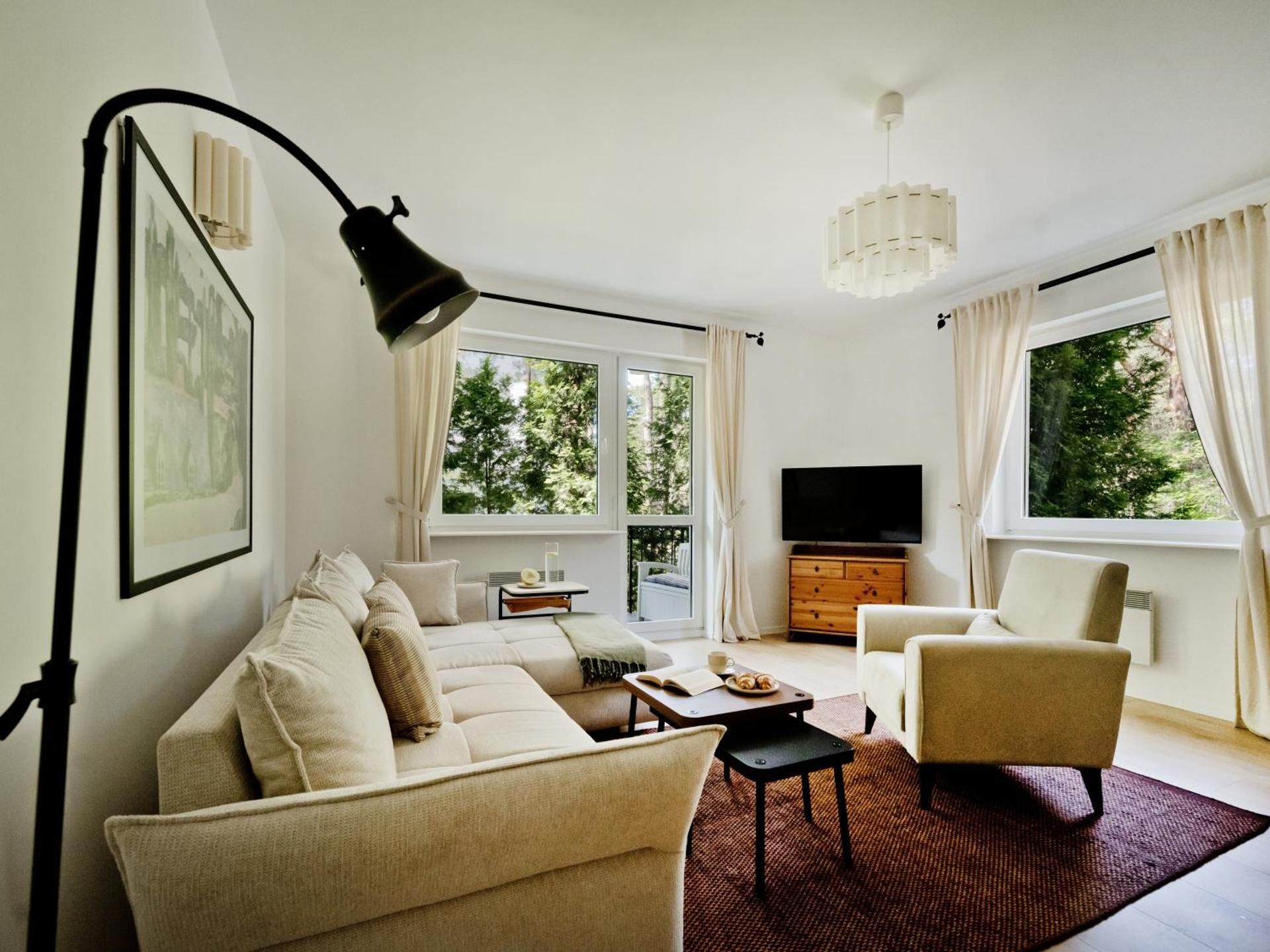 One-Bedroom Apartment with Garden View