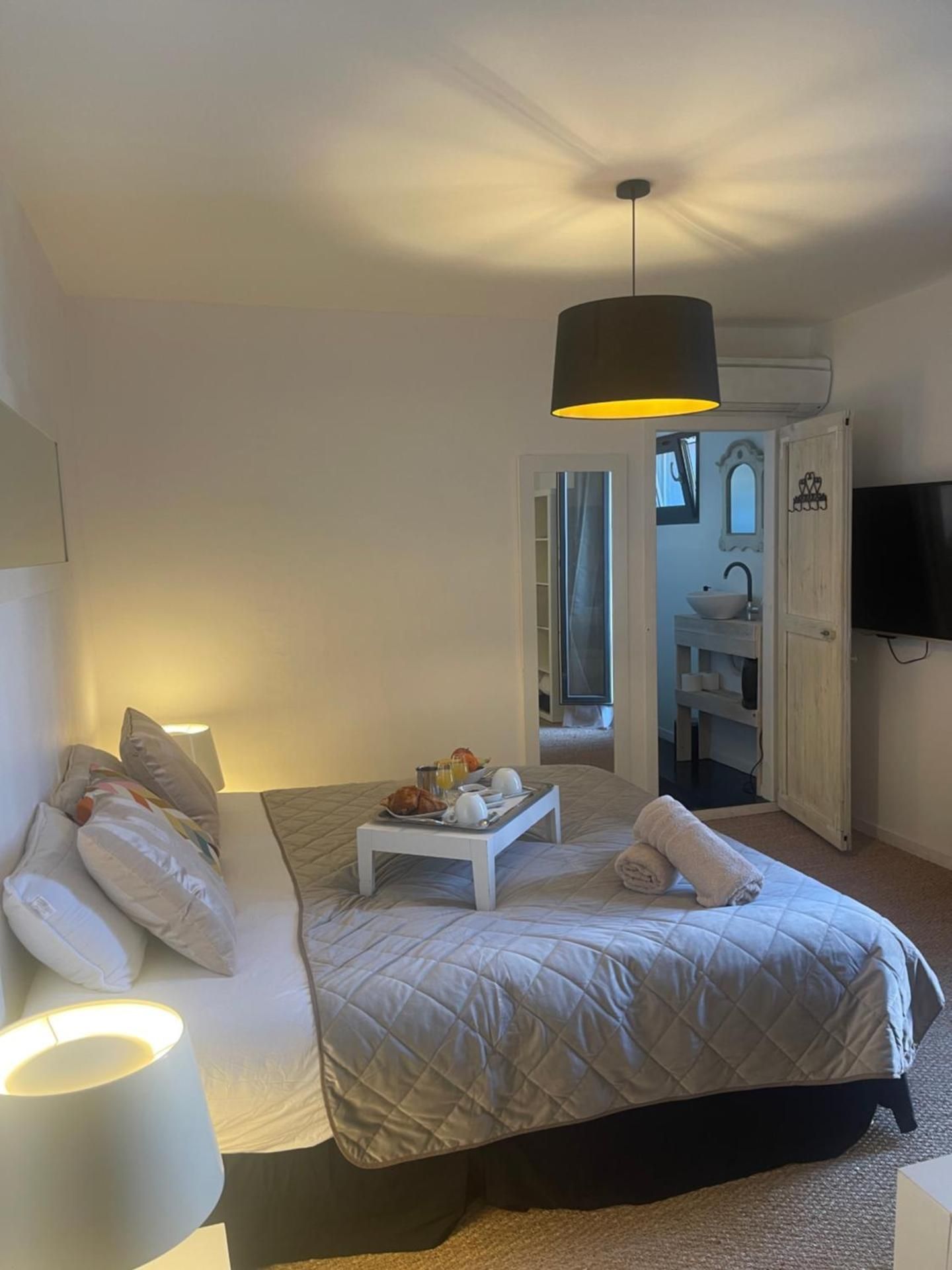 Double Room with Private Bathroom