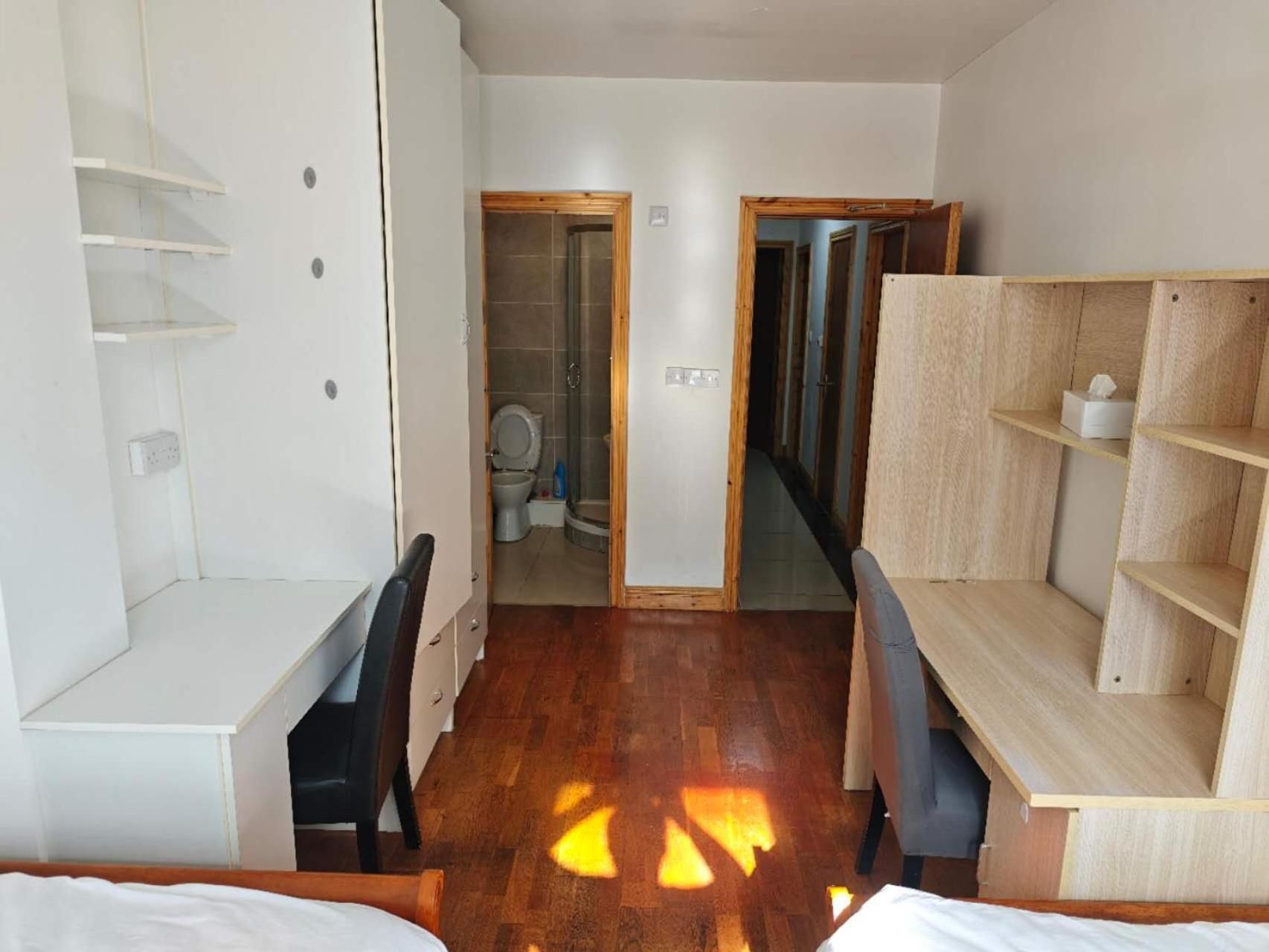 Double or Twin Room with Bathroom