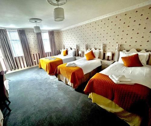 Classic Quadruple Room