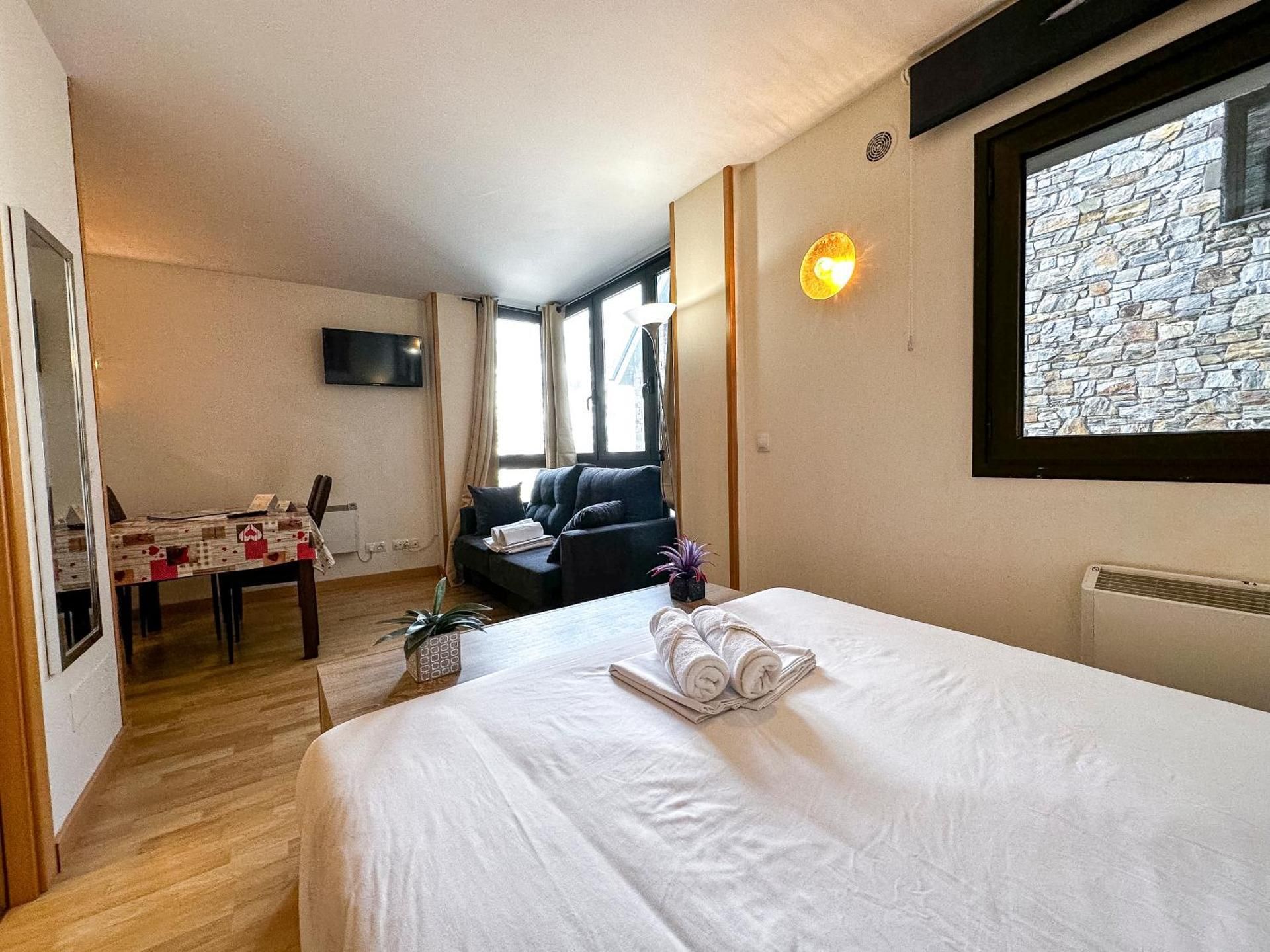 Studio with Partial Mountain View