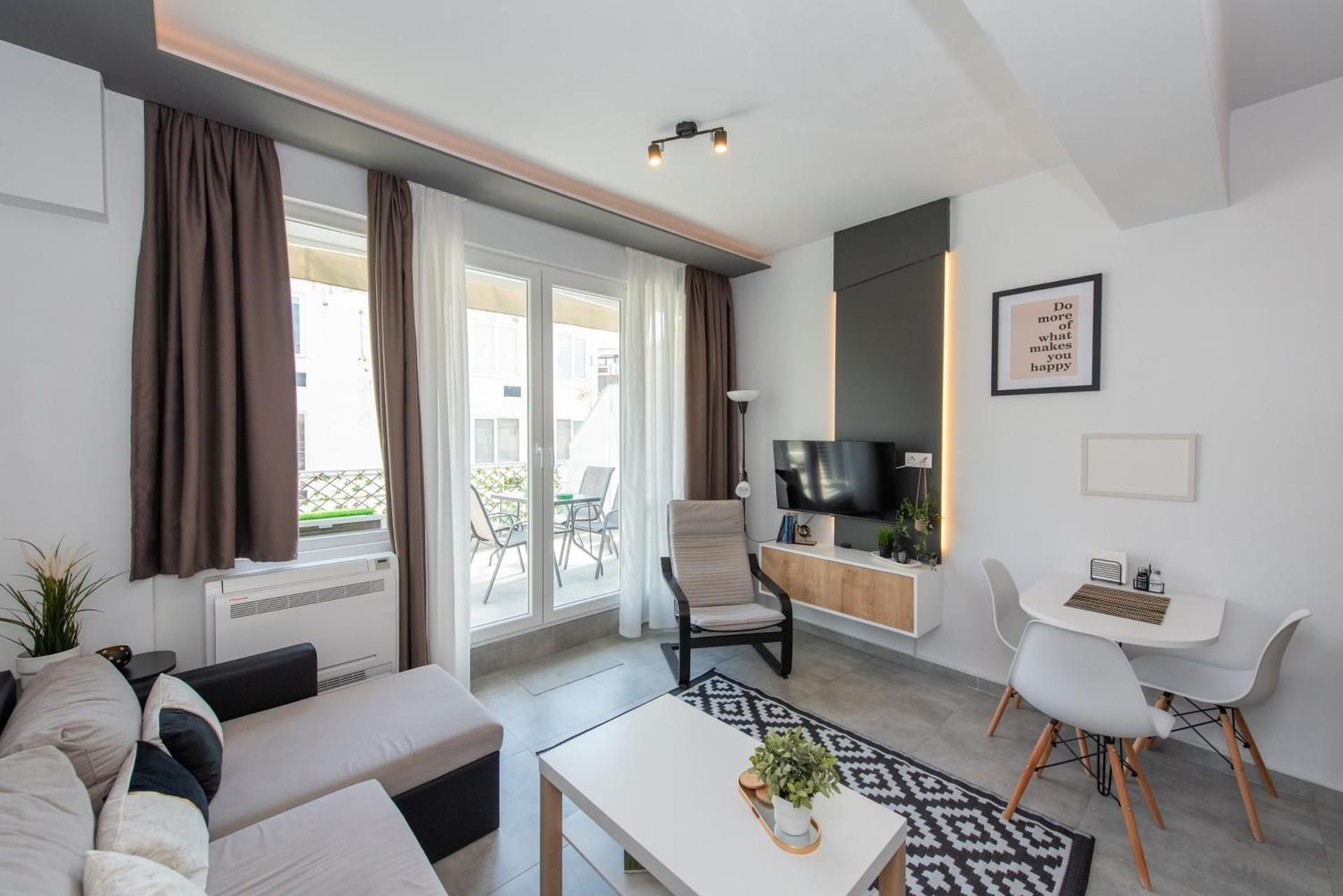 One-Bedroom Apartment