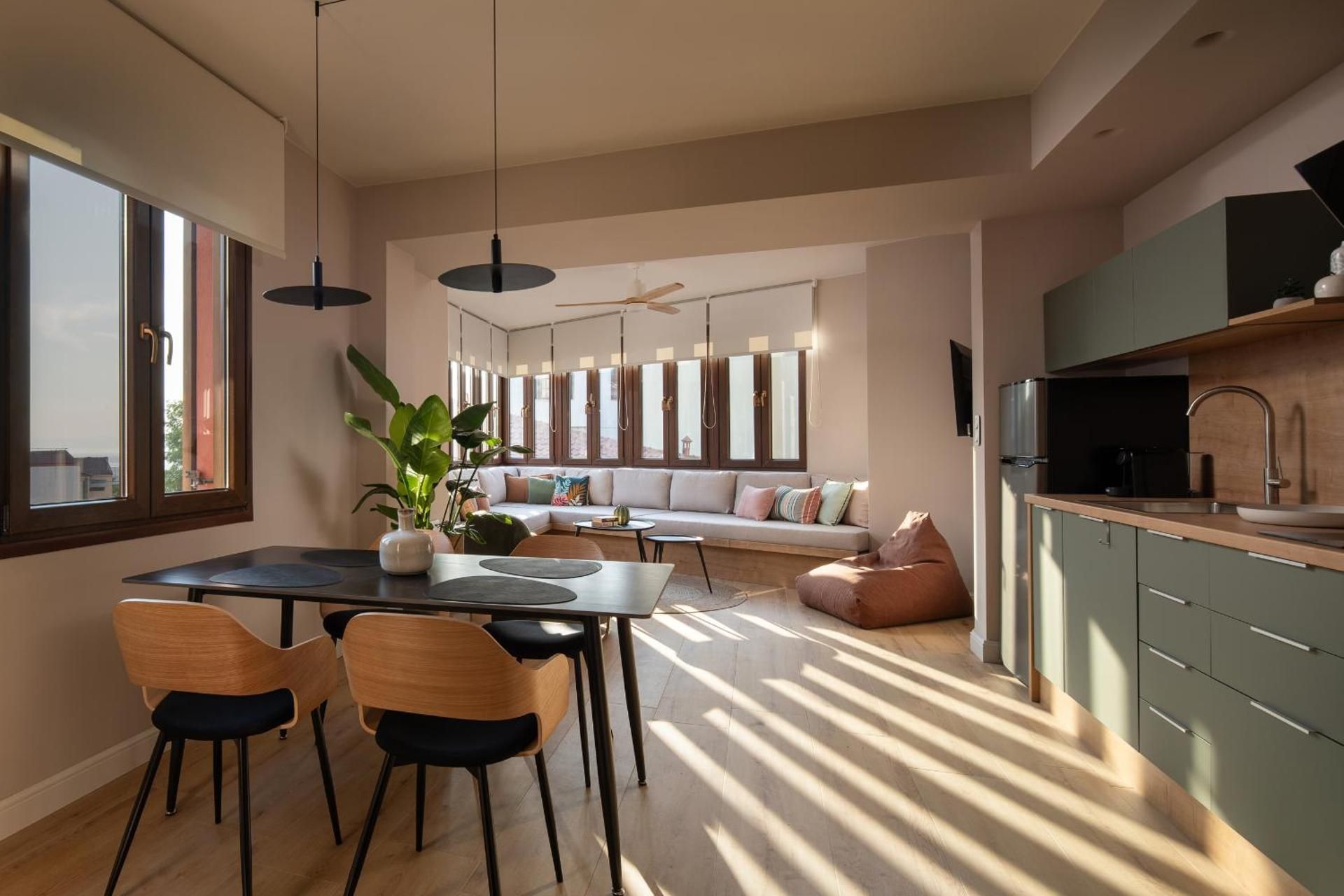 Superior One-Bedroom Apartment