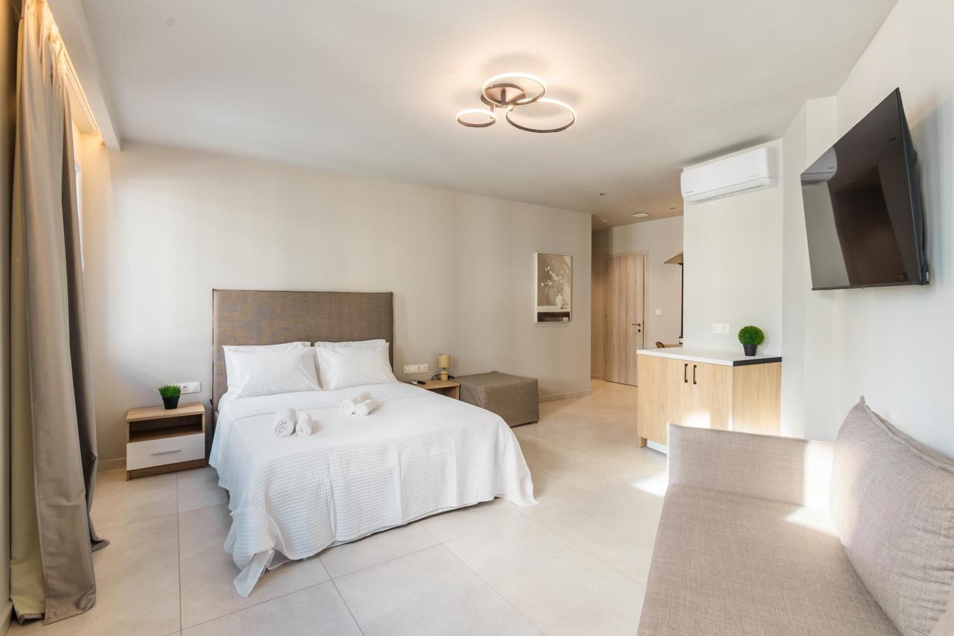 Superior Family Room