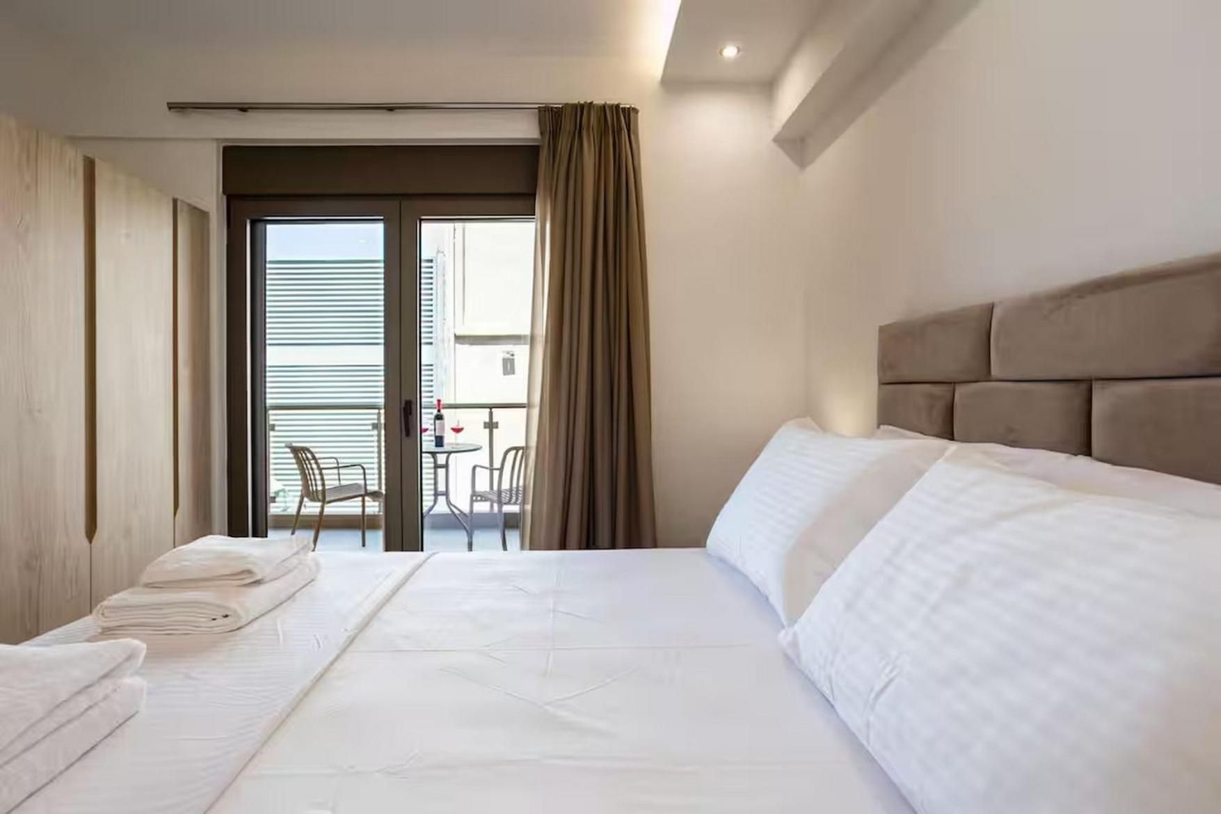 One-Bedroom Apartment with Balcony and Mountain View  