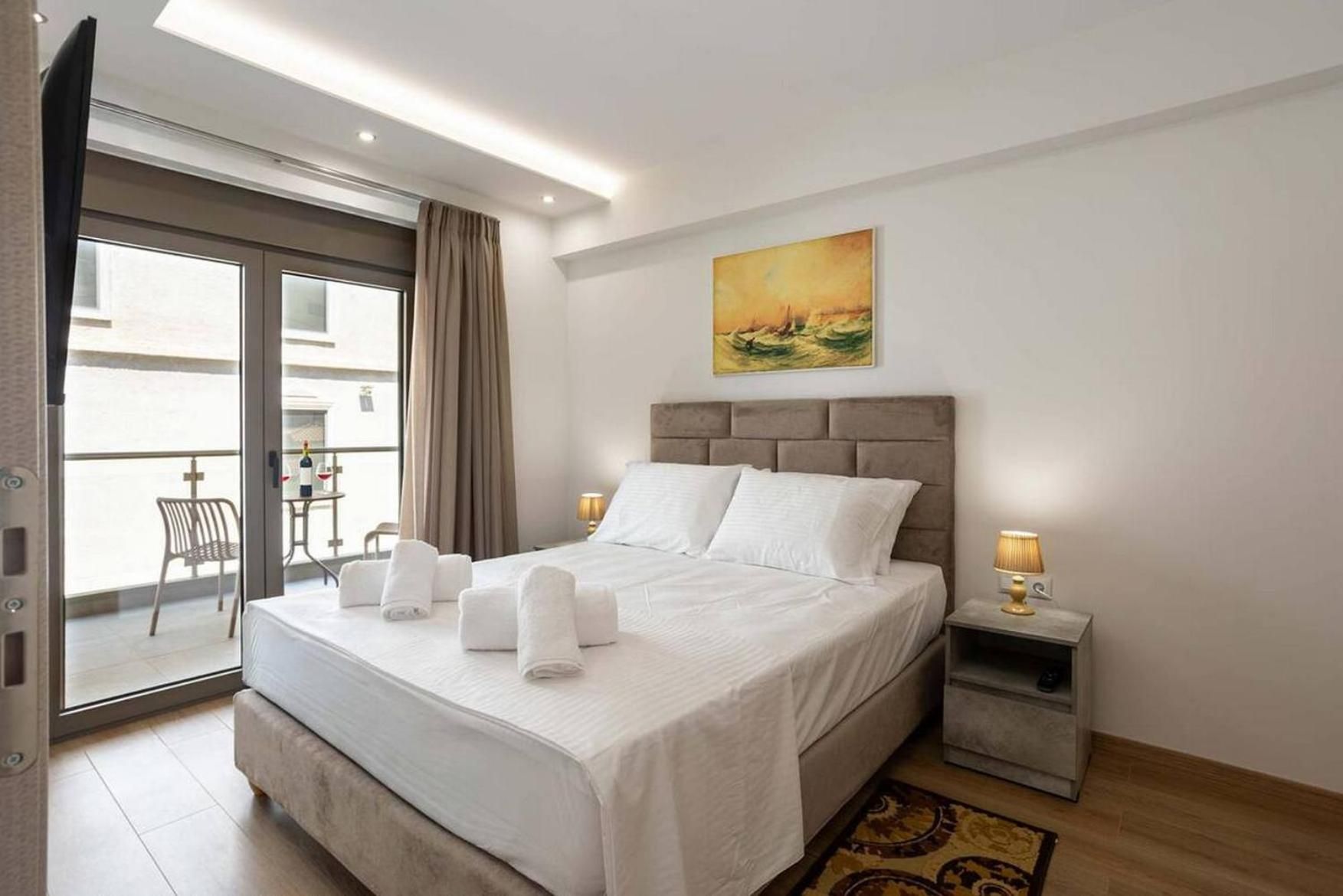 Apartment with Park View