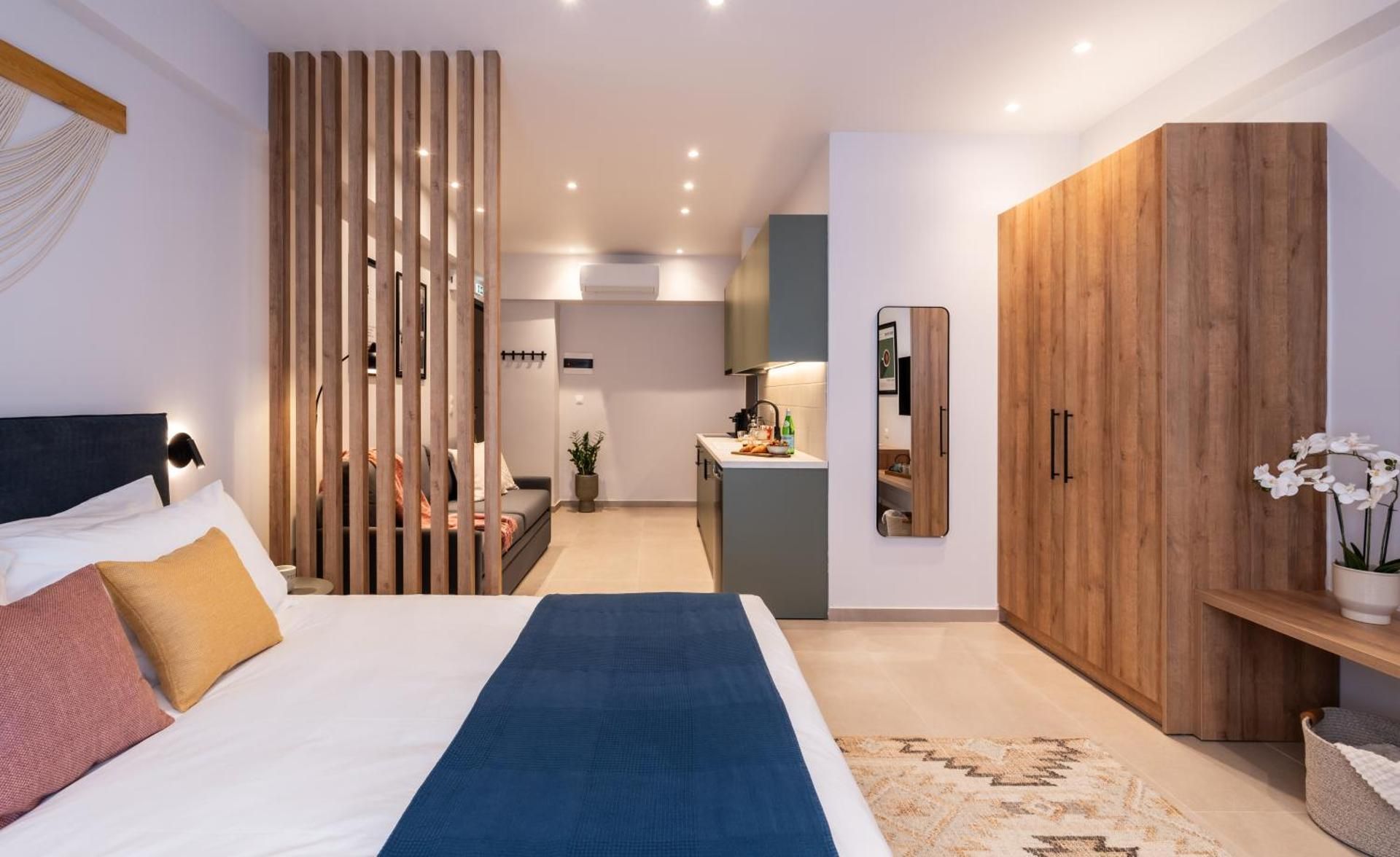 Studio Apartment