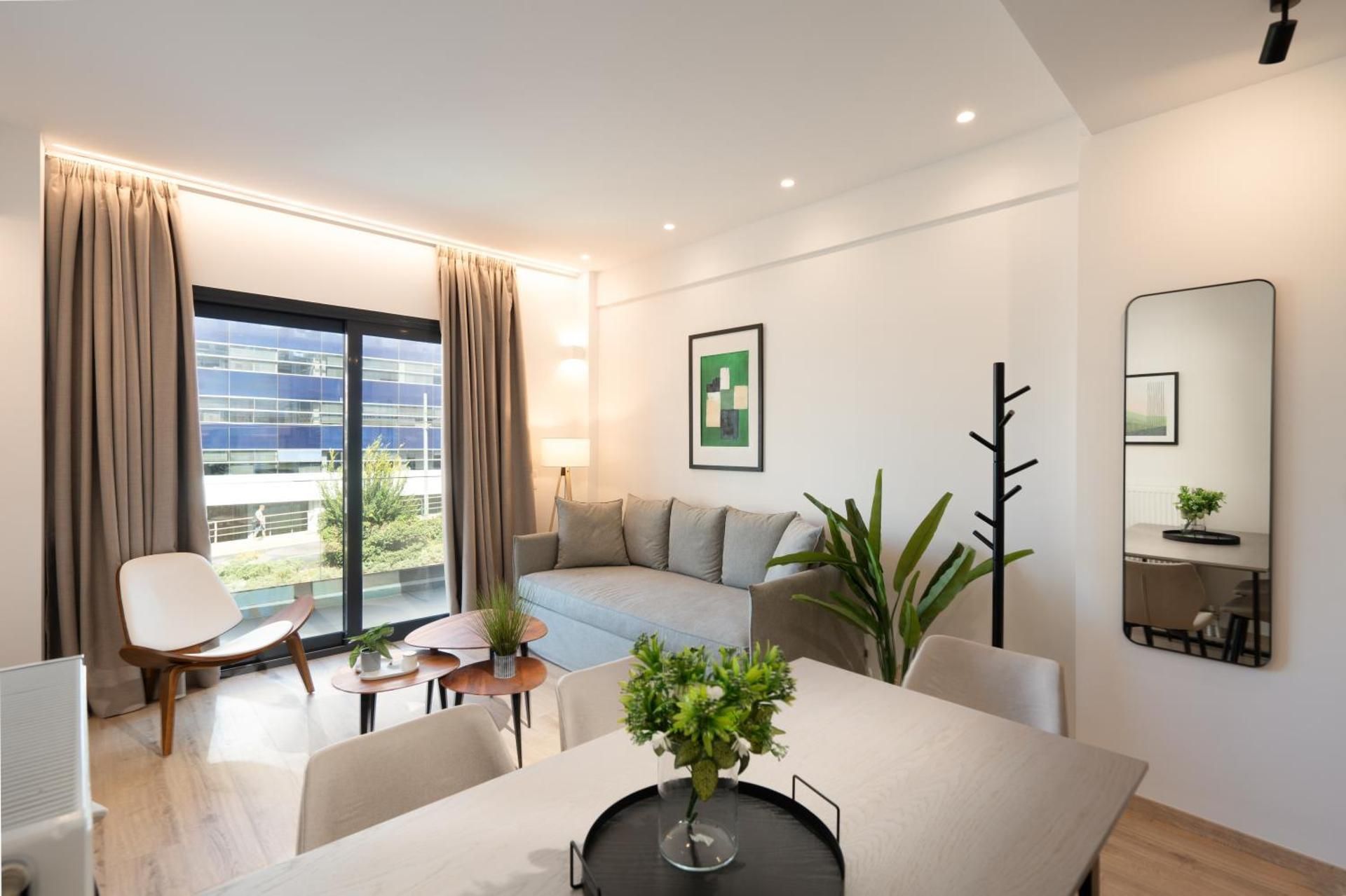 Two-Bedroom Deluxe Apartment with Balcony
