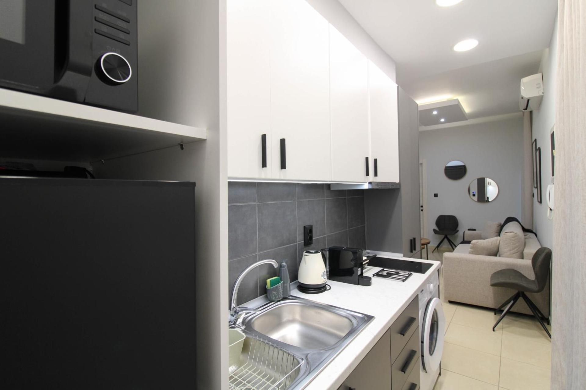 Two-Bedroom Deluxe Apartment with Balcony
