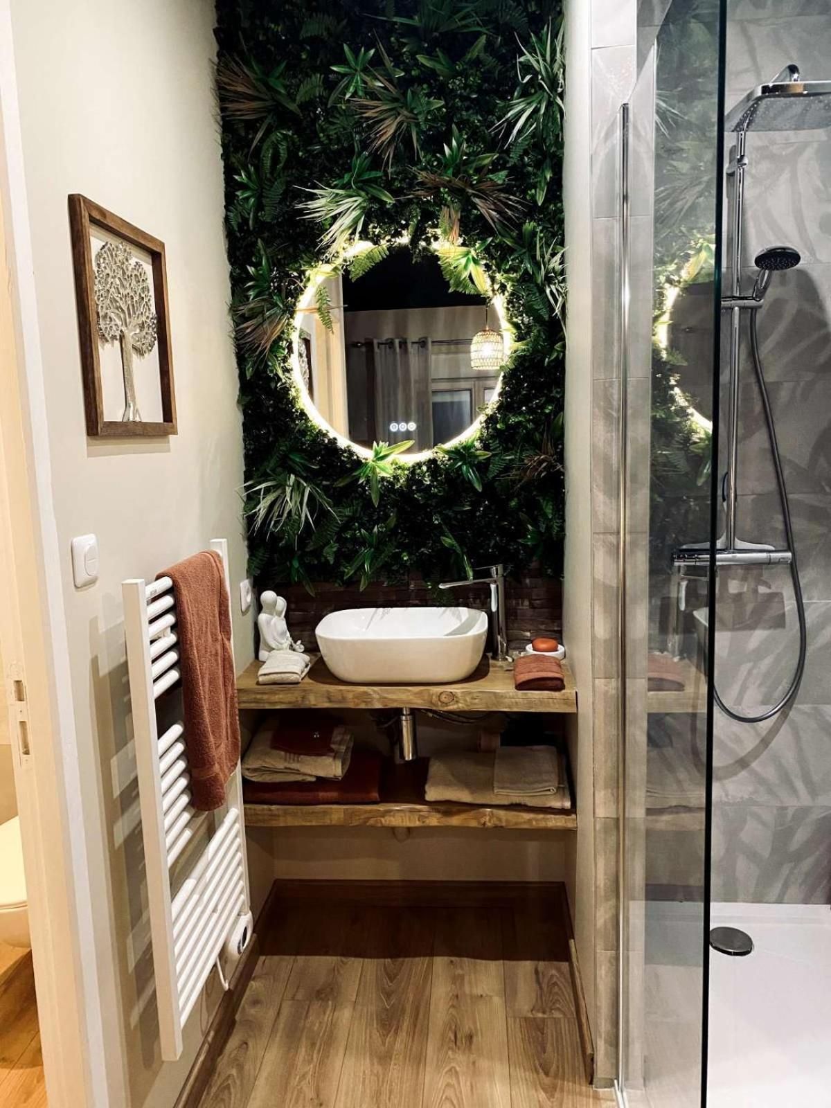 Suite with Garden View