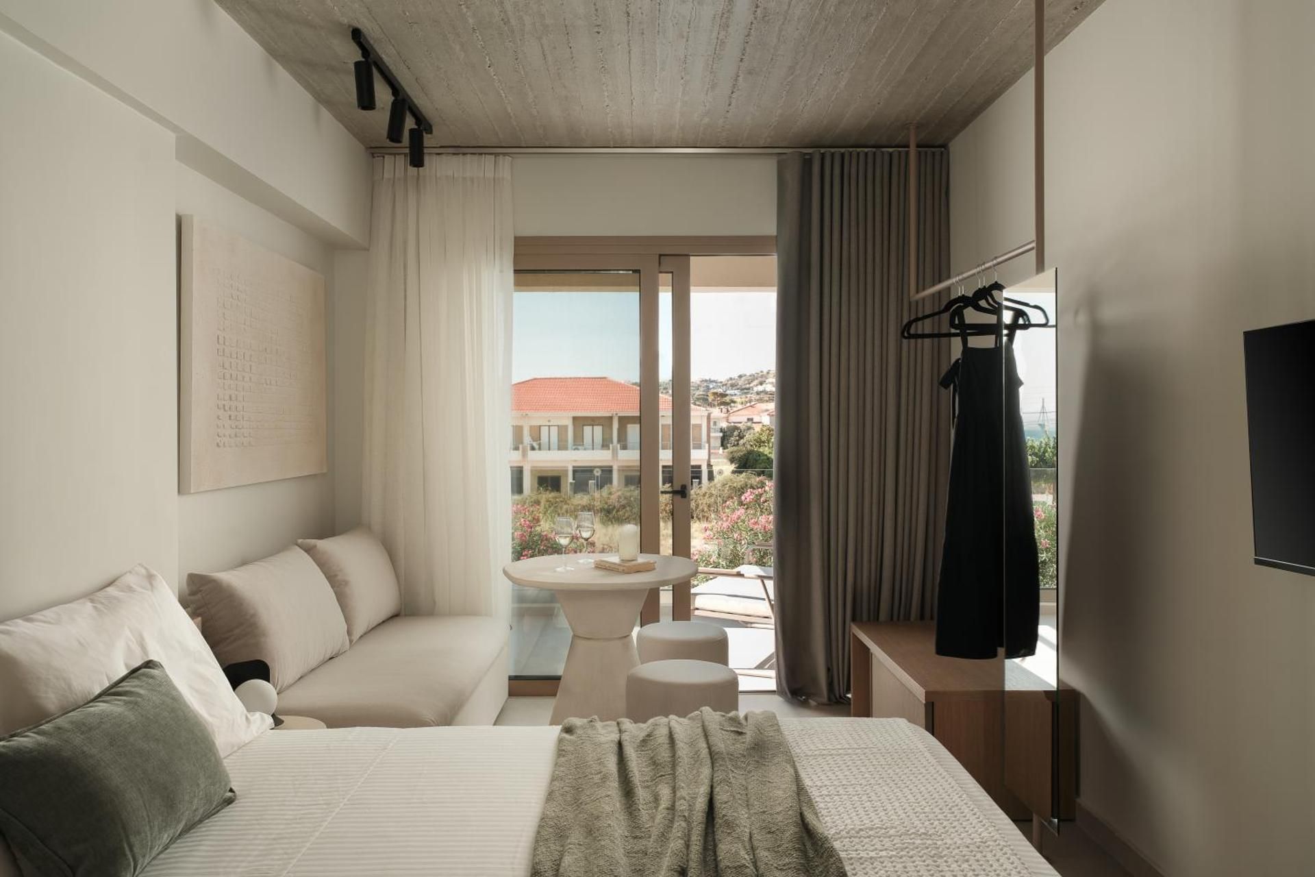 One-Bedroom Apartment with Balcony and Sea View