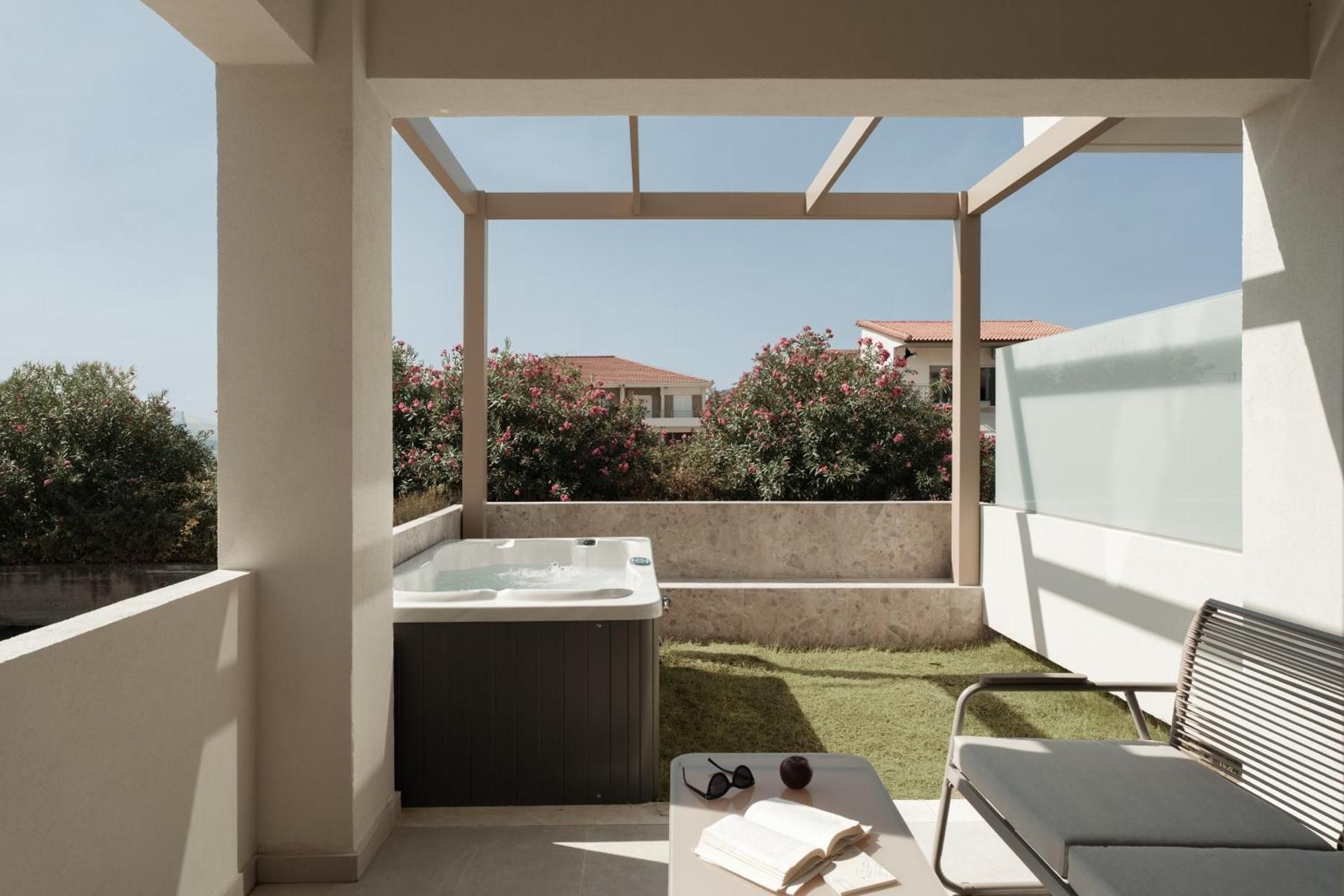 One-Bedroom Apartment with Spa Bath