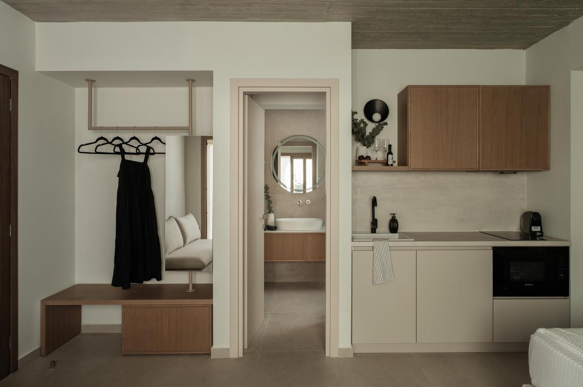 One-Bedroom Apartment with Garden View