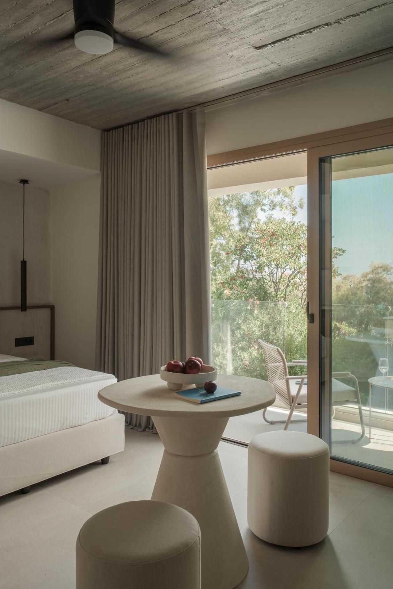 One-Bedroom Apartment with Garden View