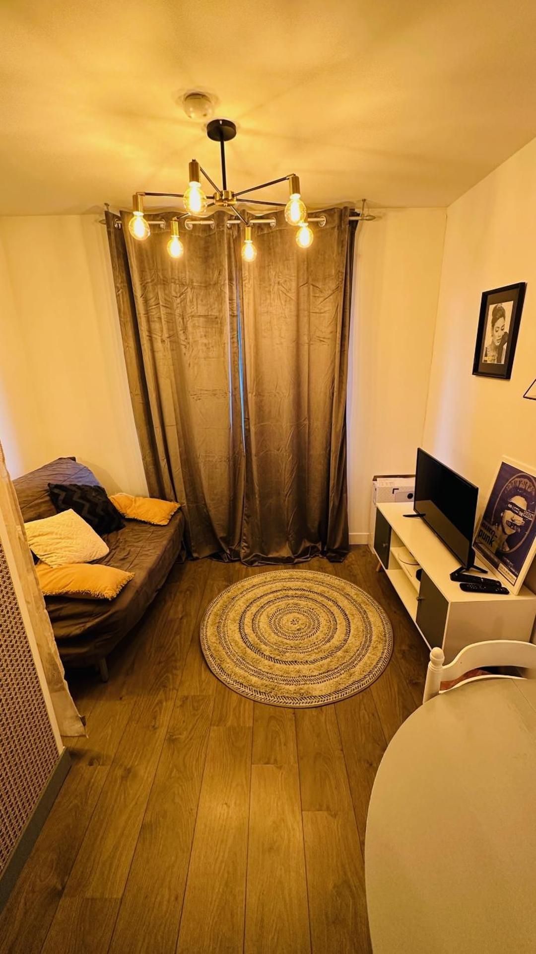 Superior Studio
