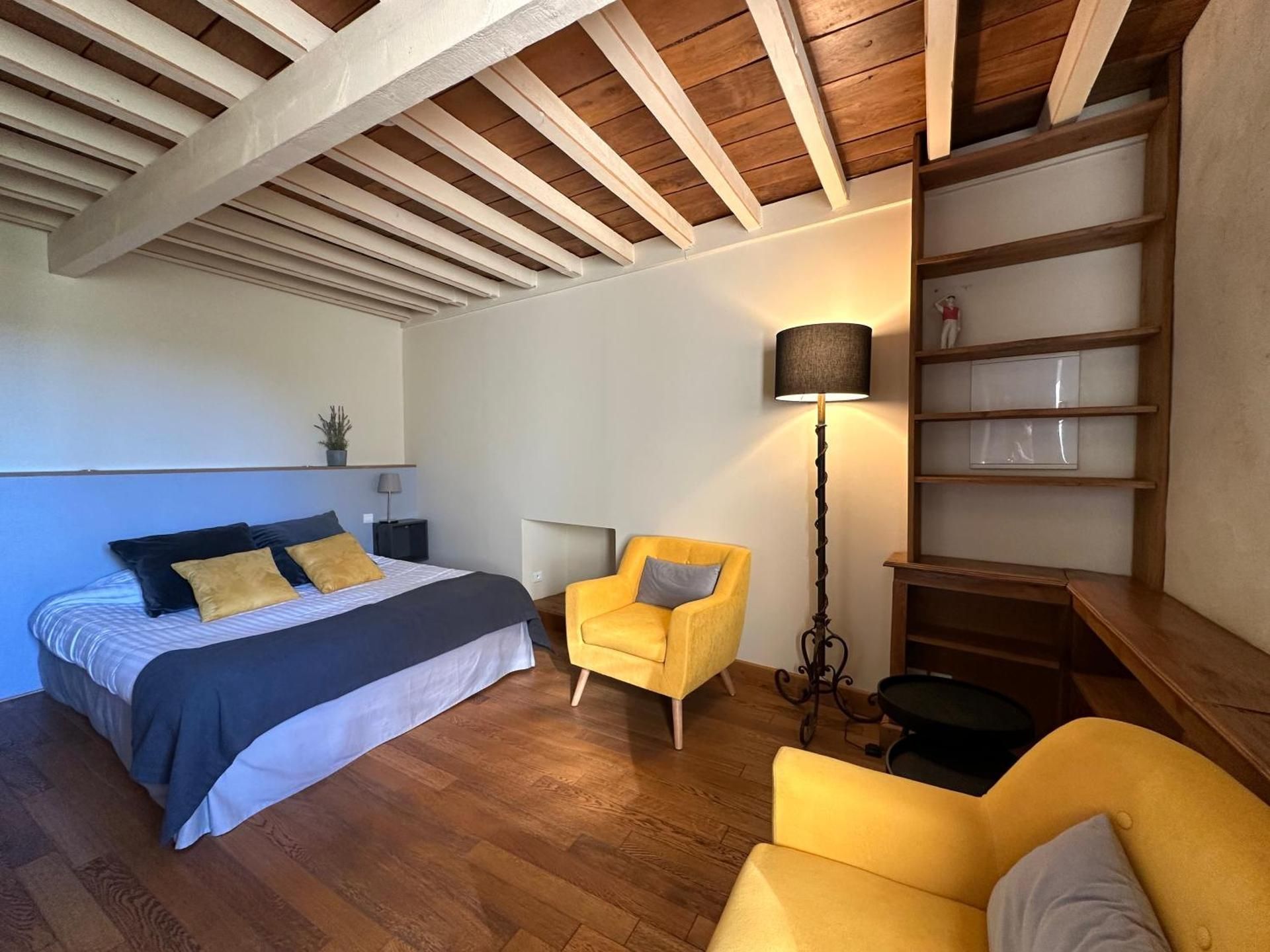 King Room with Mountain View
