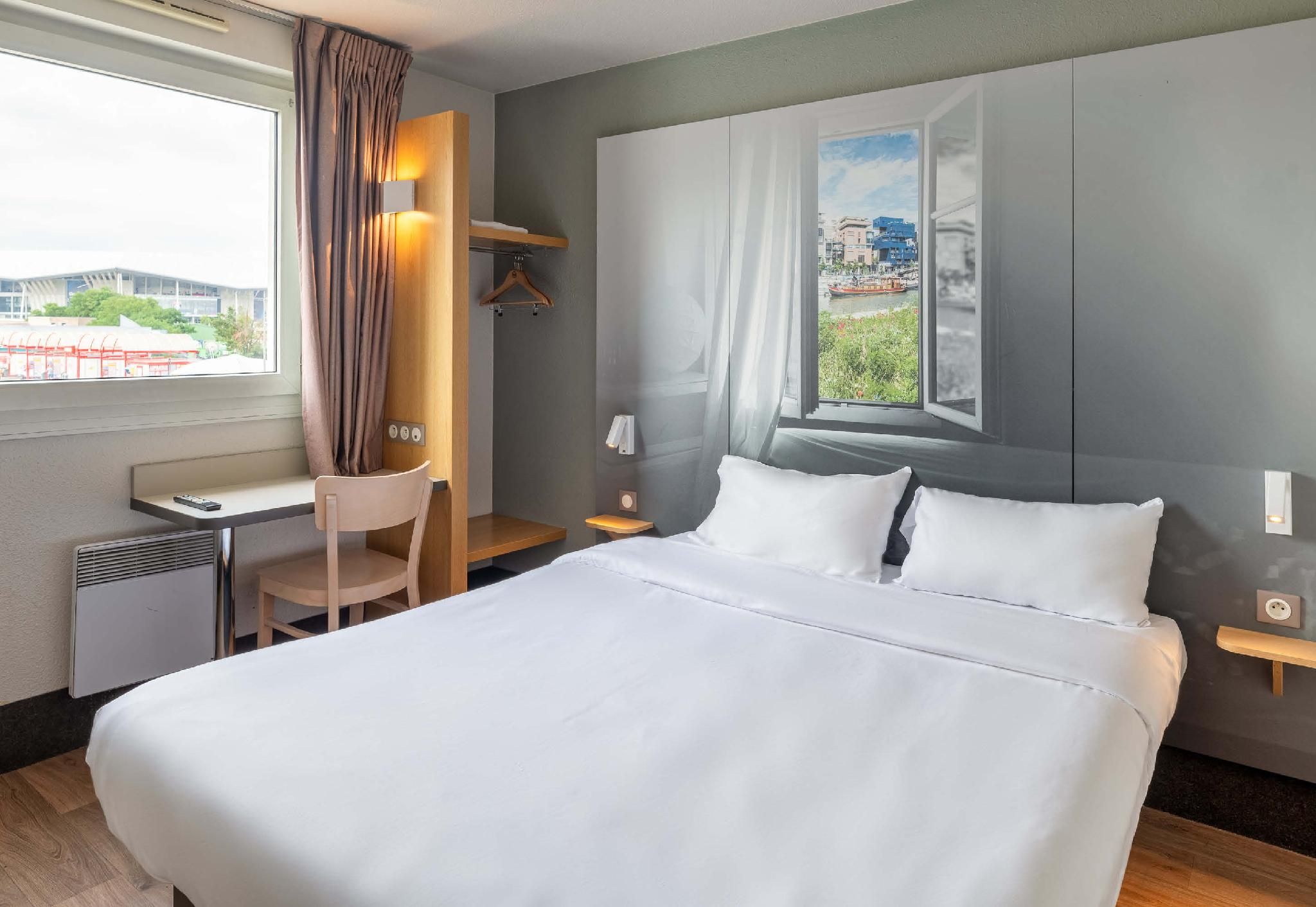 B&B HOTEL Lyon Grand Stade Meyzieu