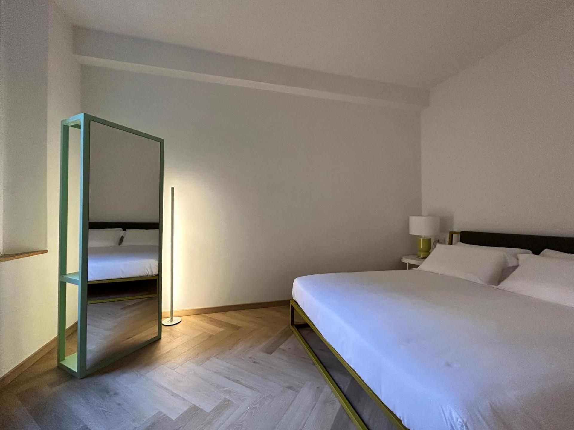 Double Room with Ensuite Bathroom