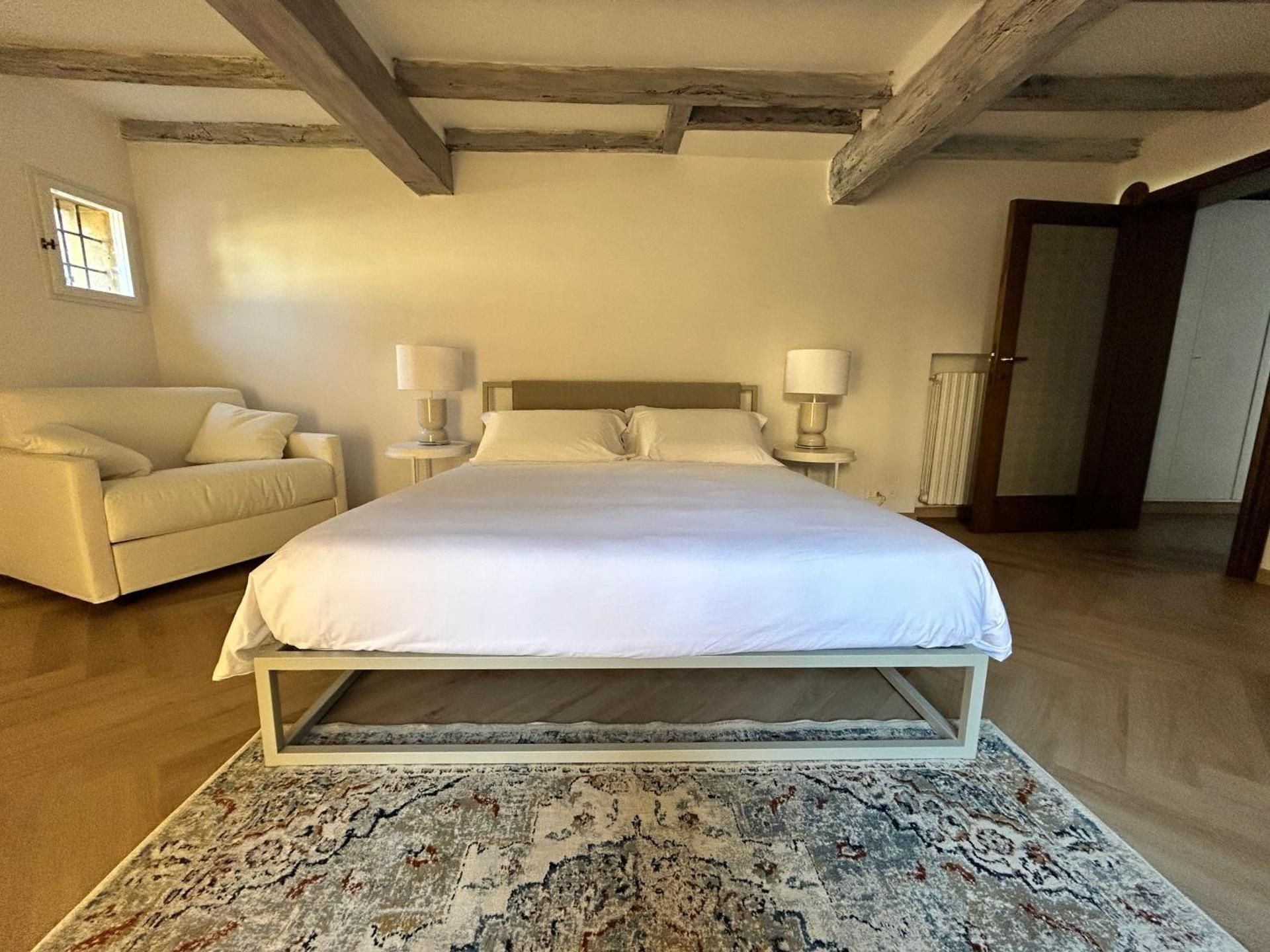 Frame Bologna Superior Suite with Ensuite Bathroom