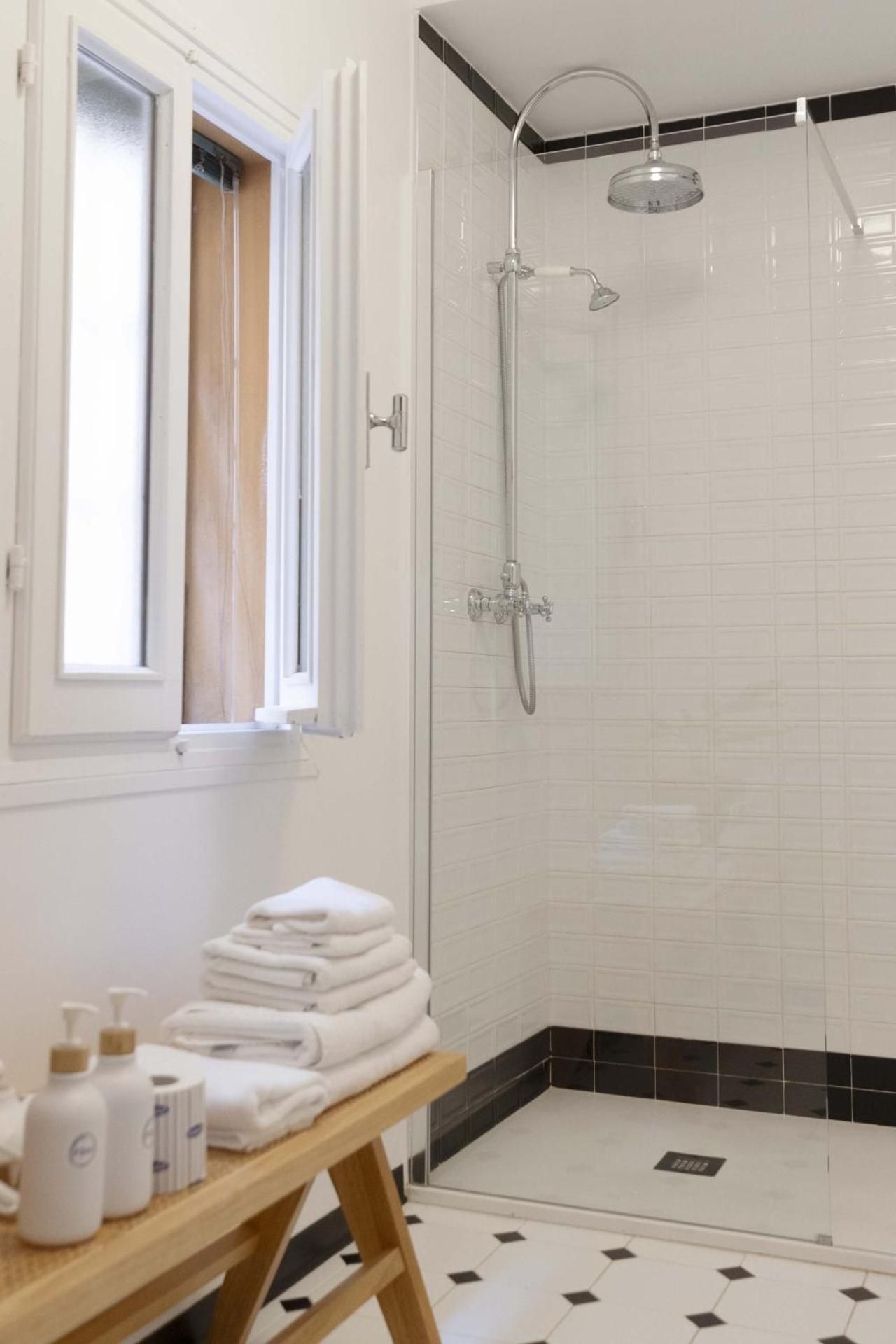 Superior Double Room with External Private Bathroom