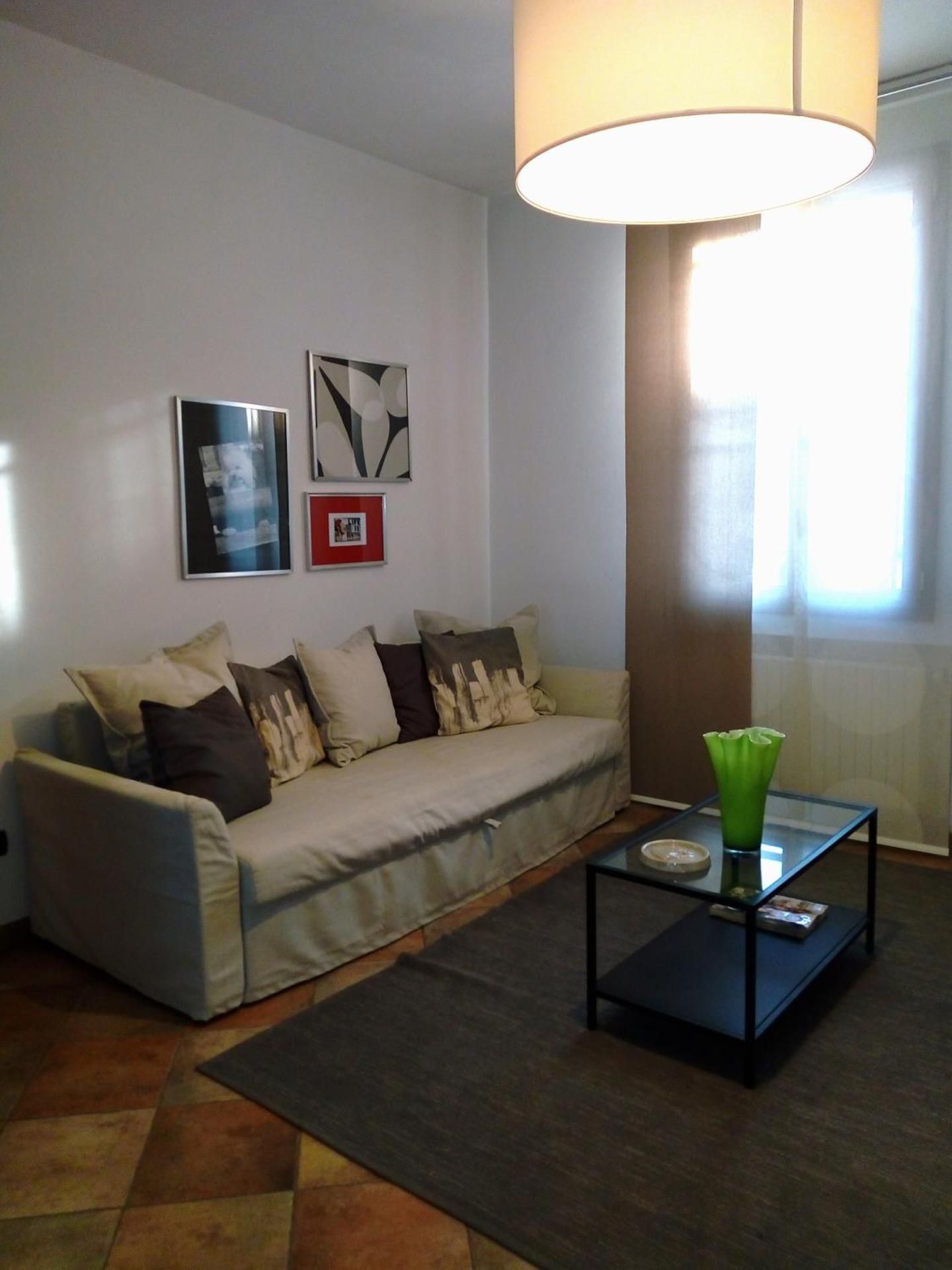 Apartment with Garden View