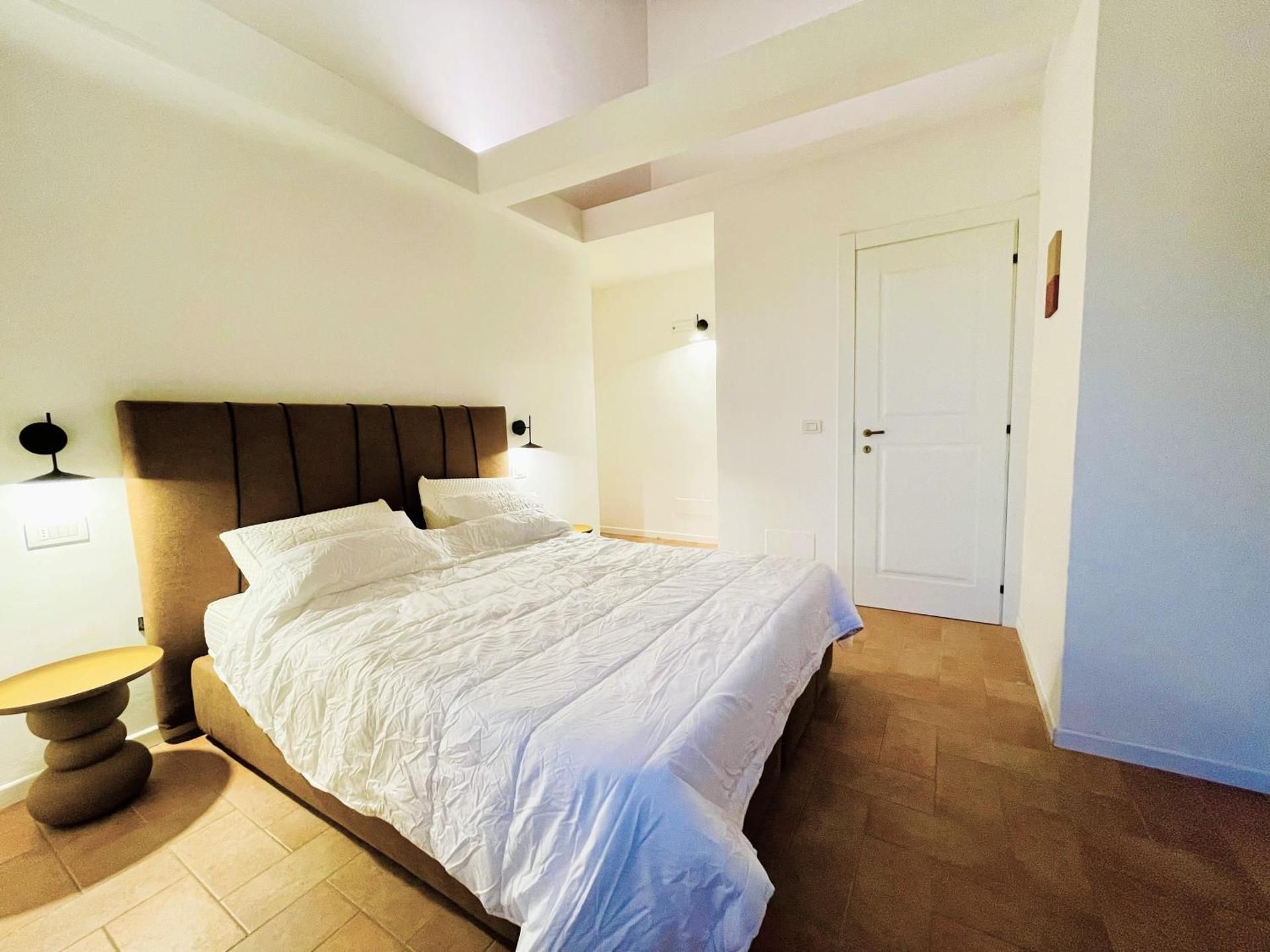 Large Double or Twin Room