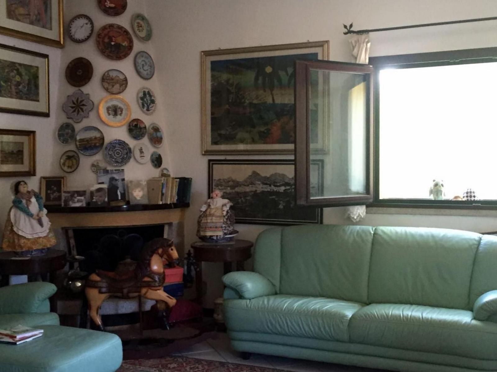 Deluxe Double Room (2 Adults + 1 Child)