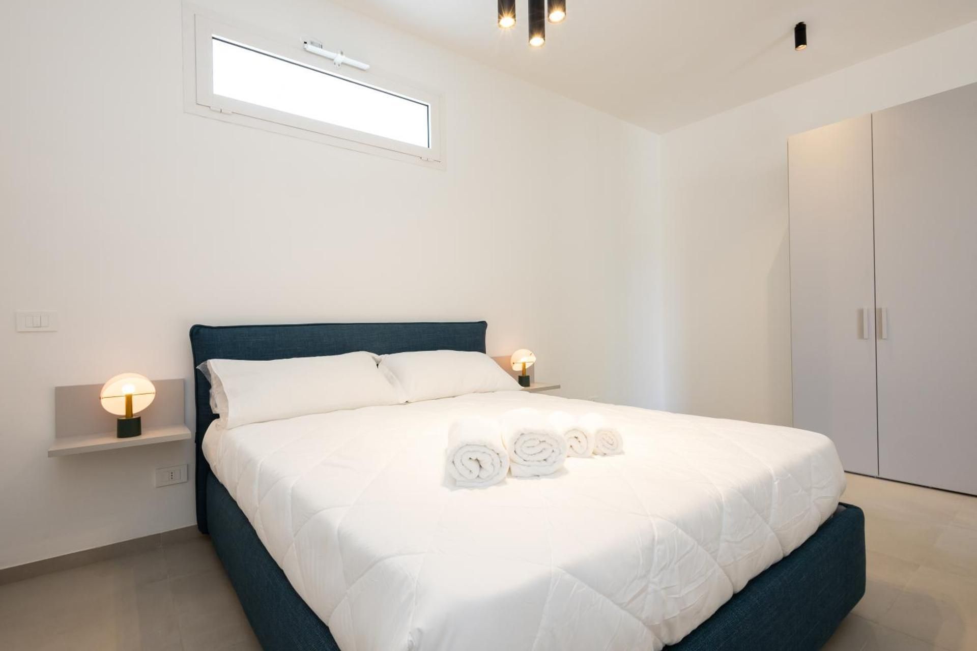 Studio with Balcony