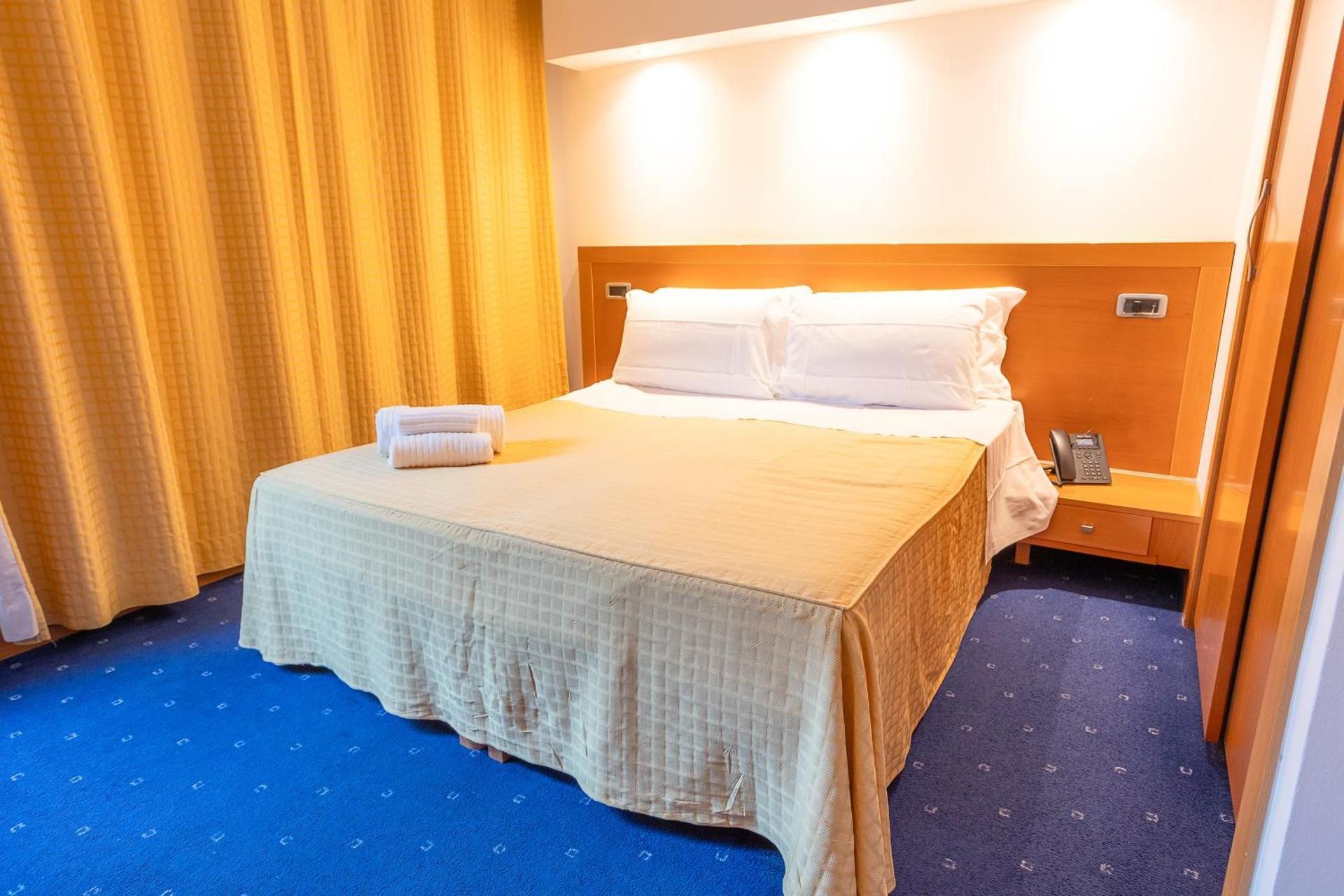 Double or Twin Room with Private Bathroom