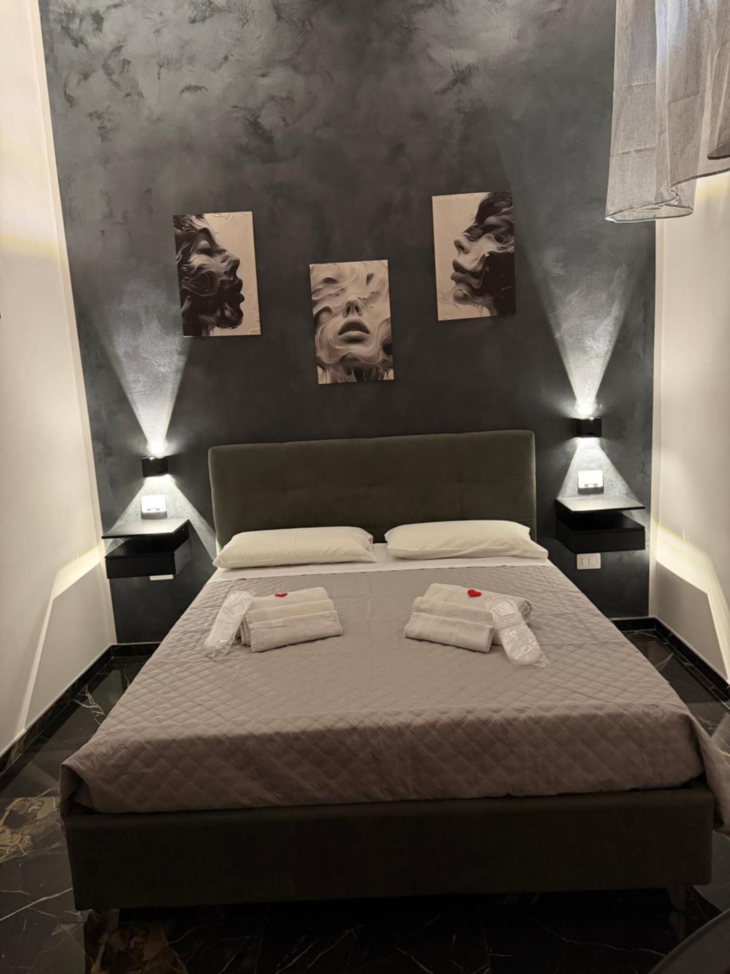 Deluxe Double Room with Bath