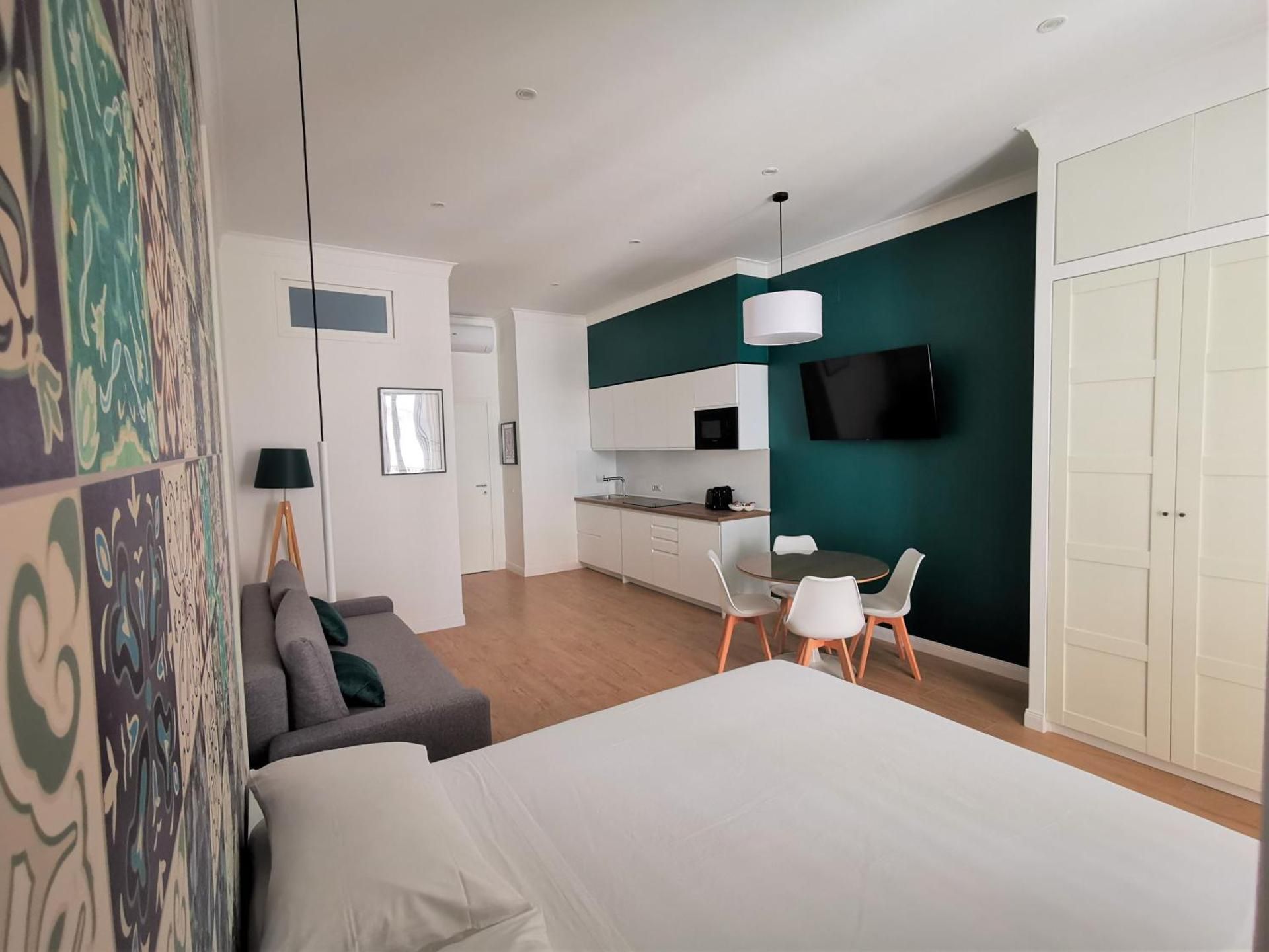 Studio Apartment with Sea View