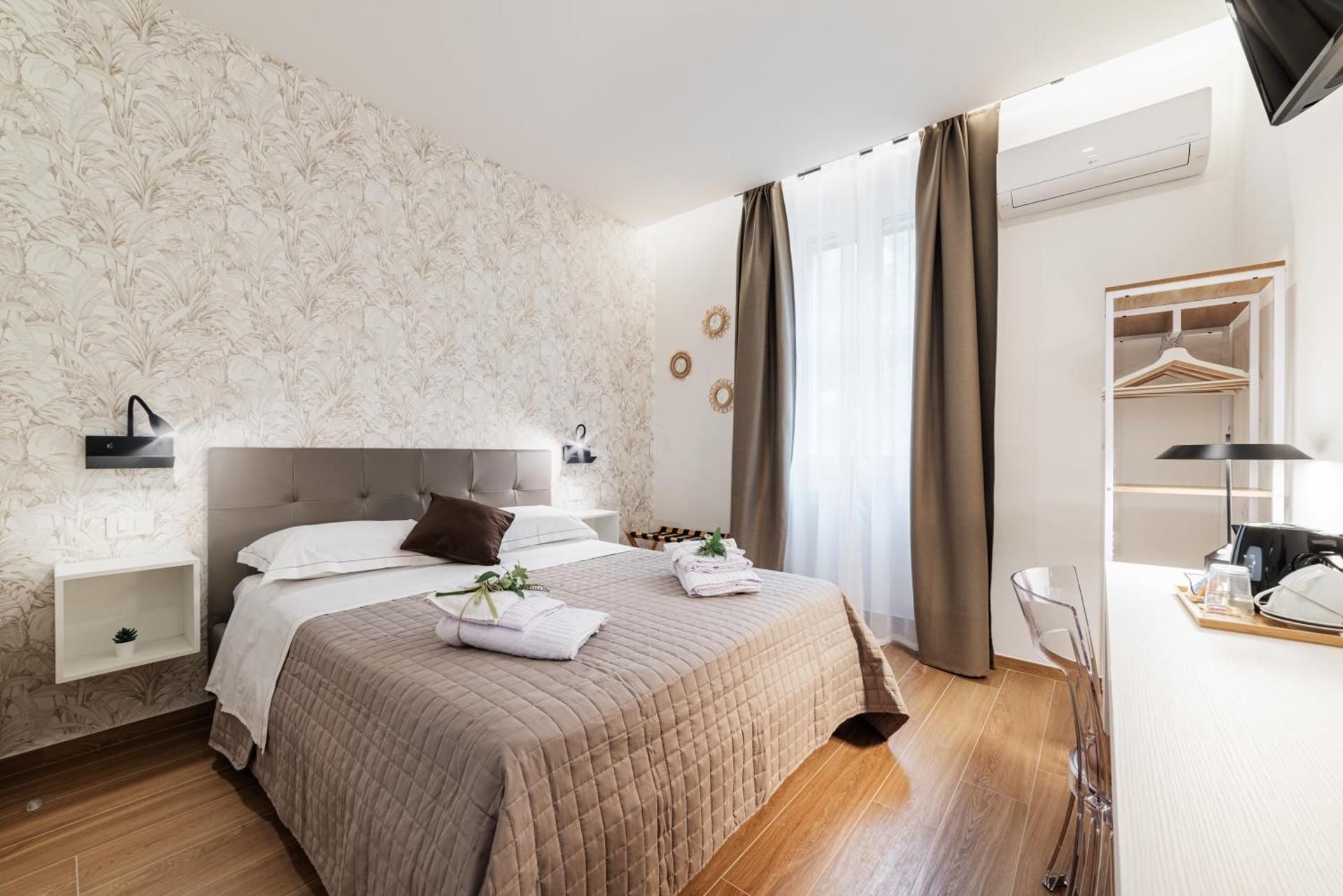Double Room with Private Bathroom
