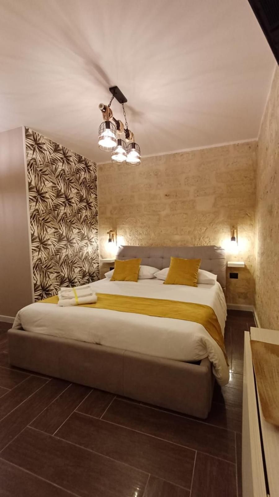Elegance Room 05