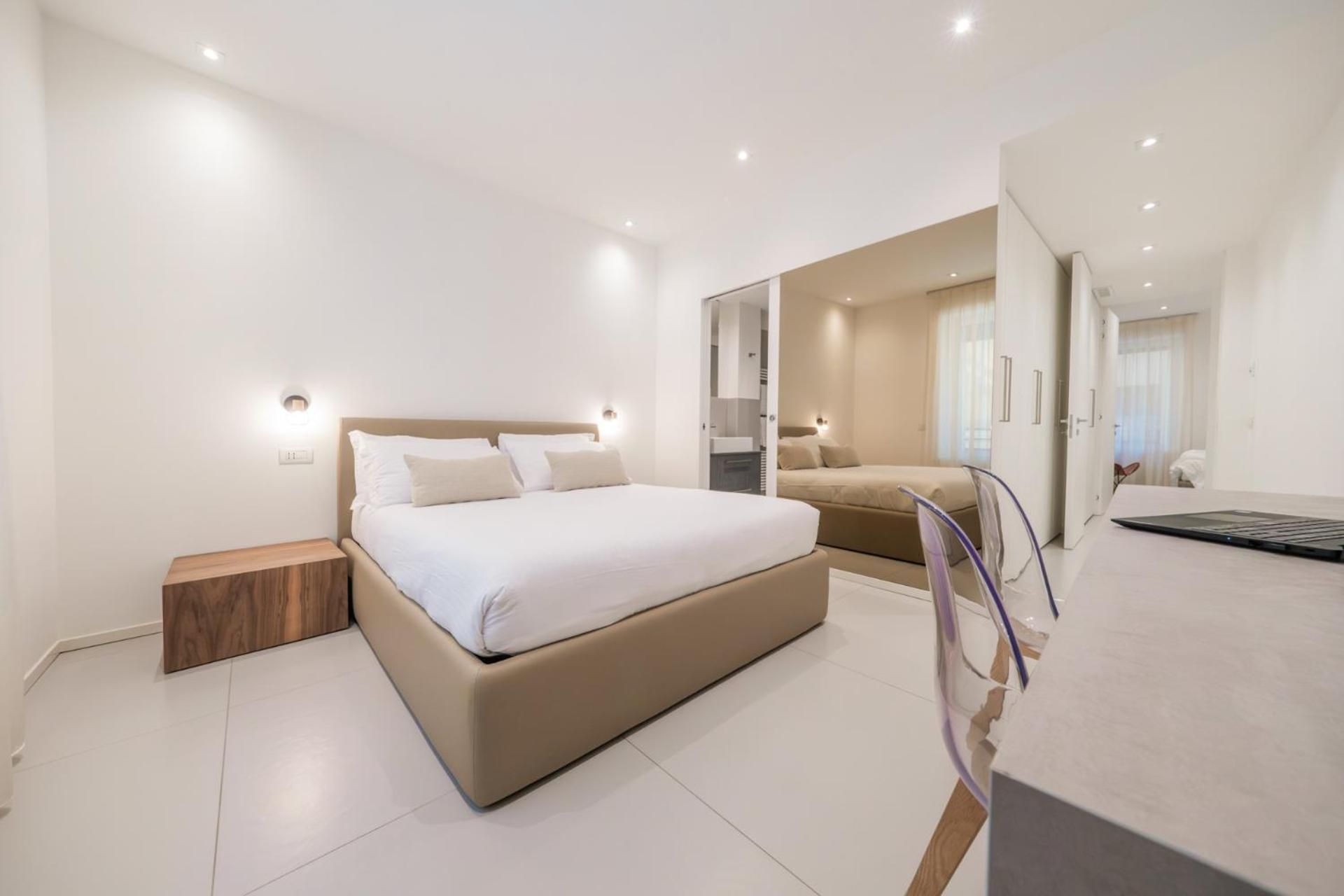 Two-Bedroom Deluxe Apartment