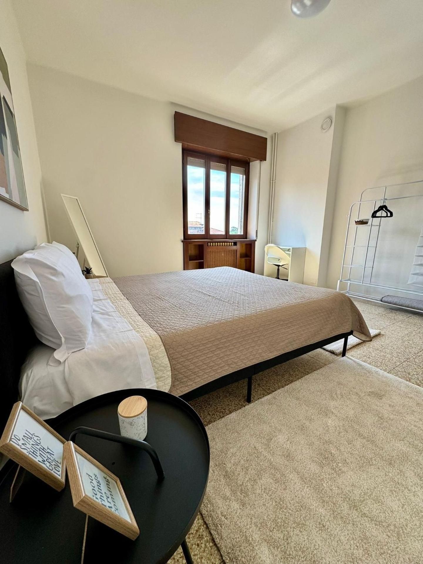 Double Room with Shared Toilet