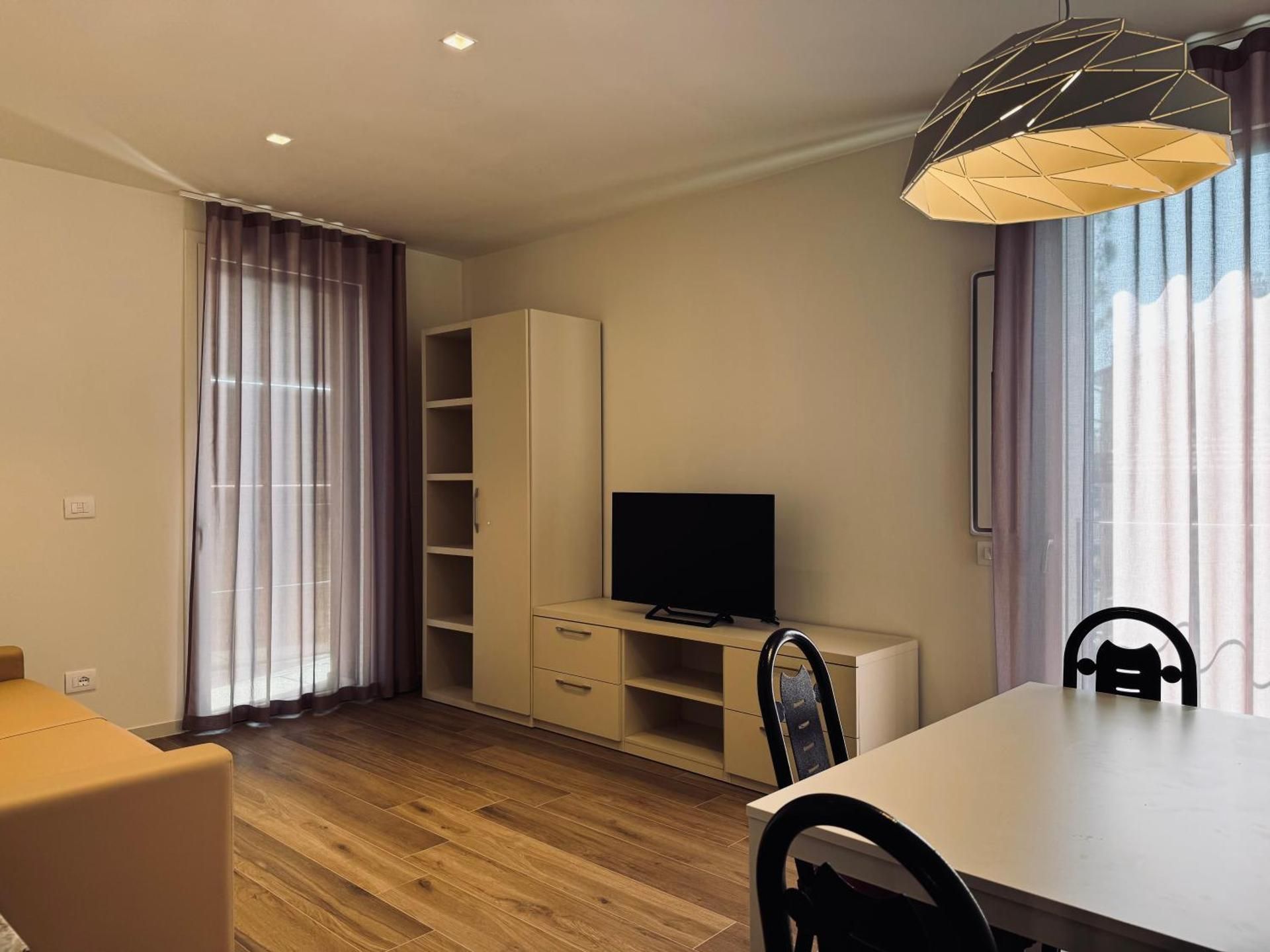 Three-Bedroom Deluxe Apartment