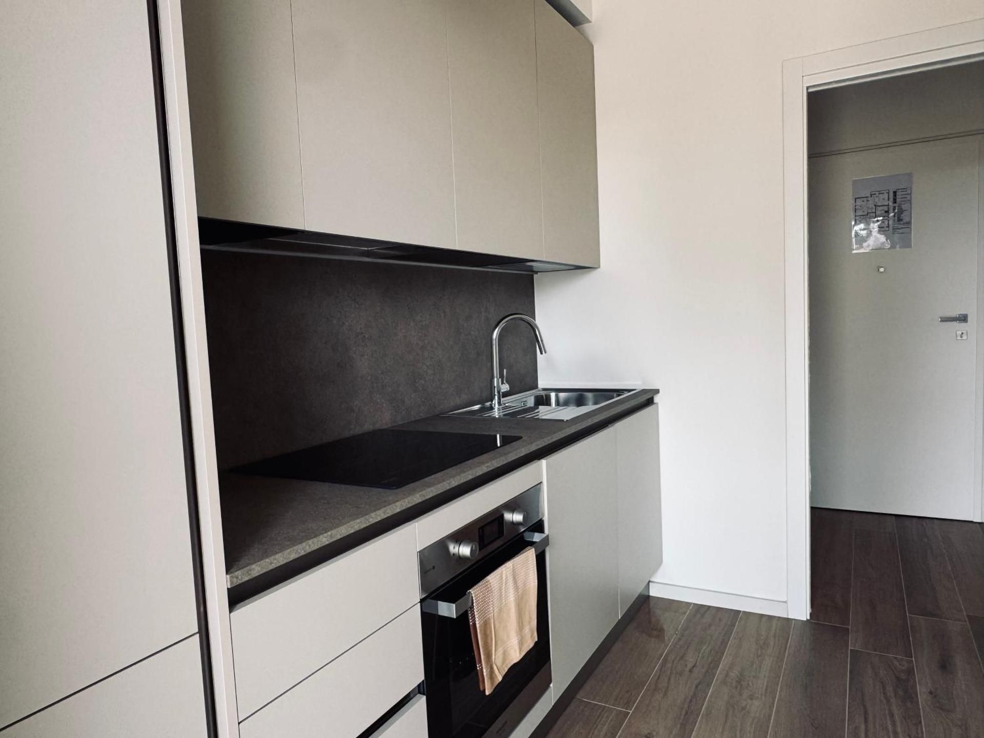Three-Bedroom Deluxe Apartment