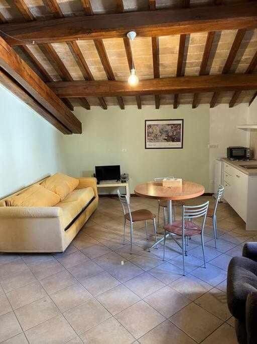 Apartment with Garden View