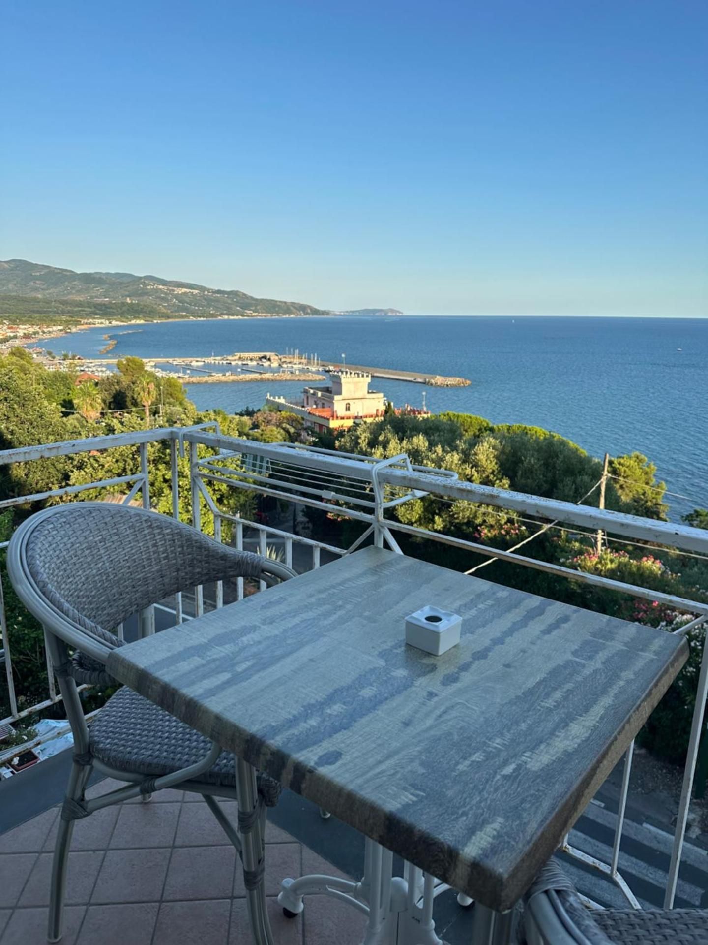 Suite with Sea View