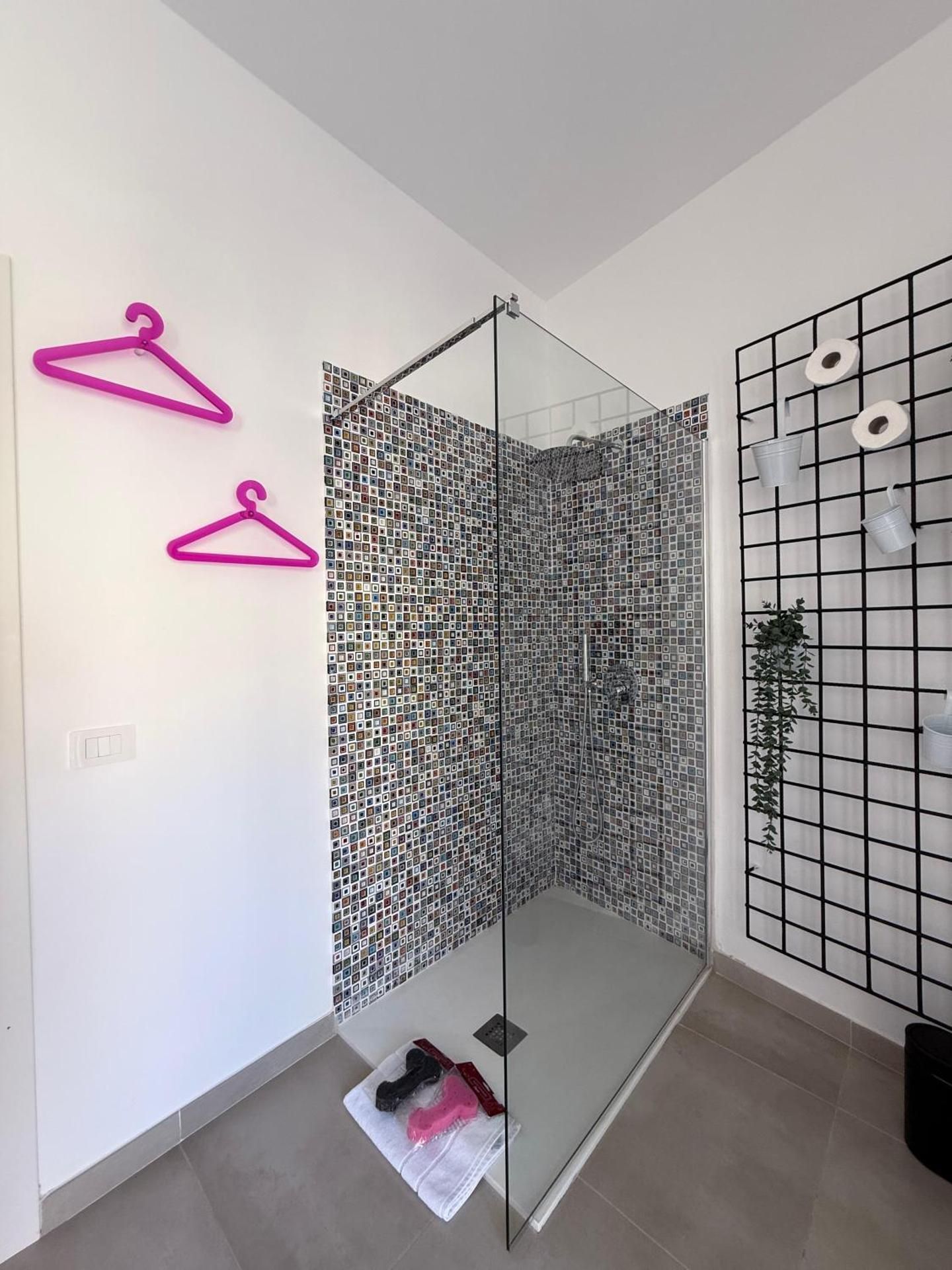 Queen Room with Spa Bath